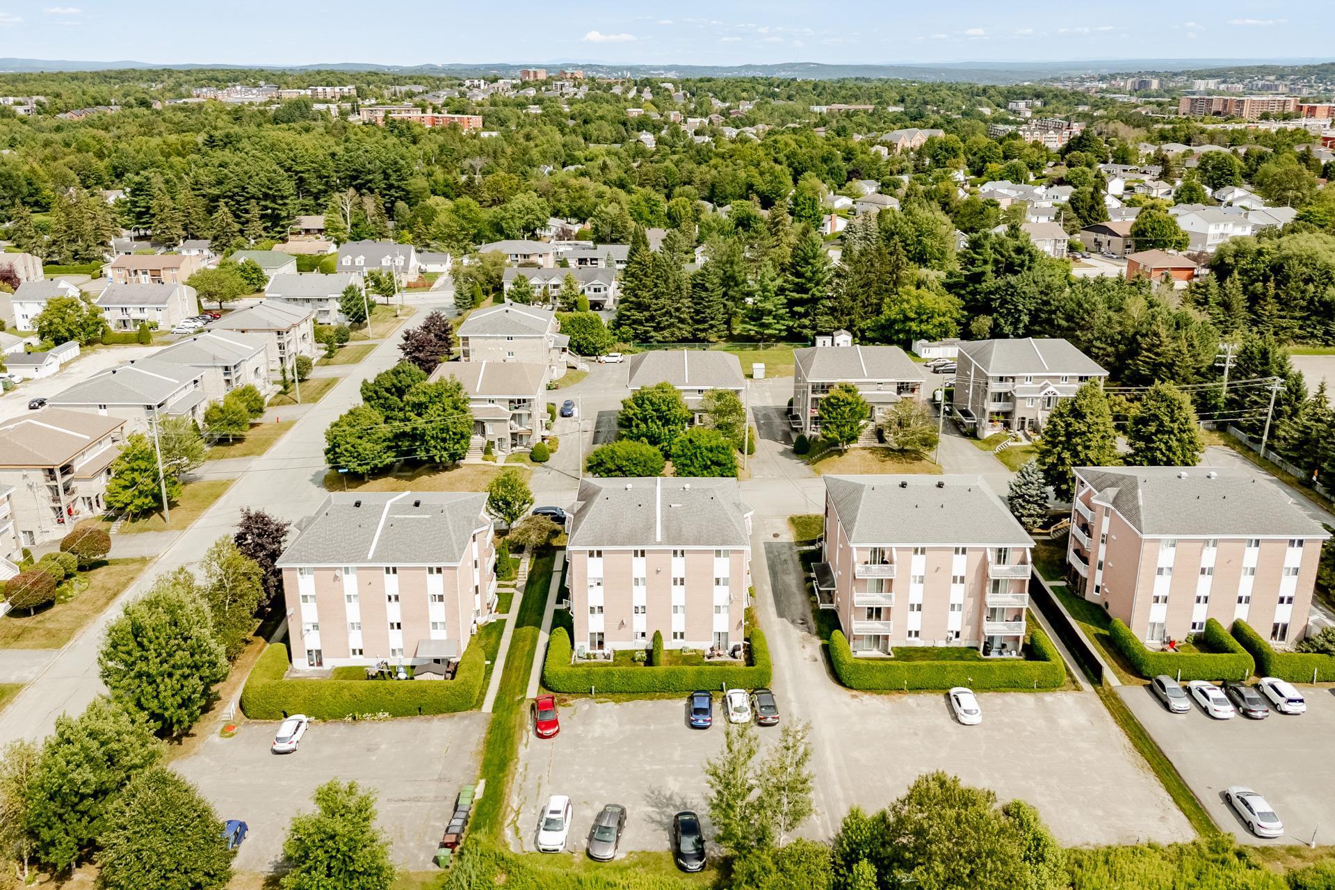 









679


Rue Alexandre-Mignault

,
Sherbrooke (Les Nations),




QC
J1L2P5

