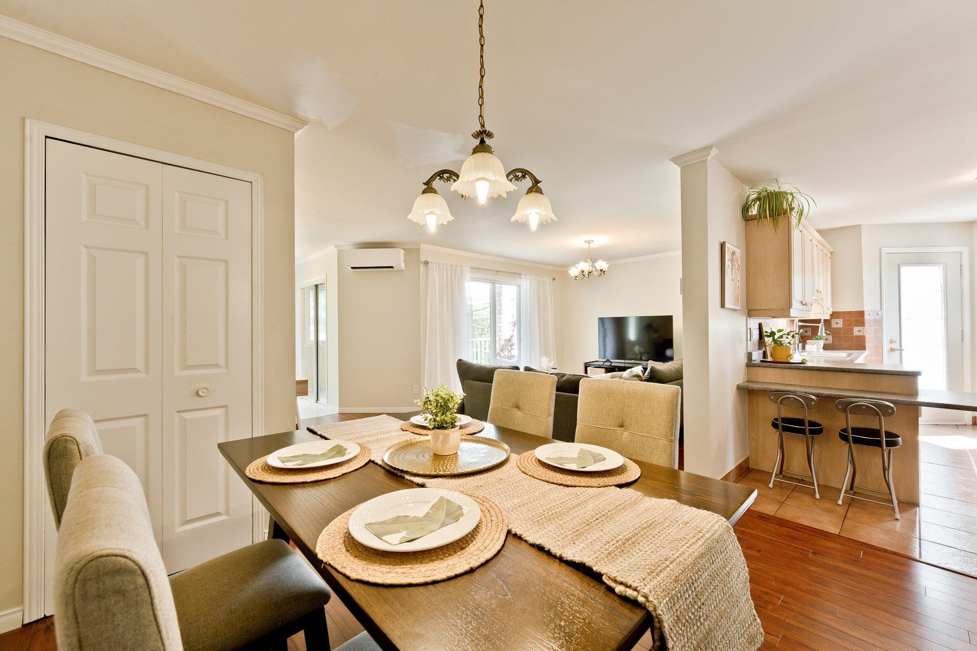 









679


Rue Alexandre-Mignault

,
Sherbrooke (Les Nations),




QC
J1L2P5


