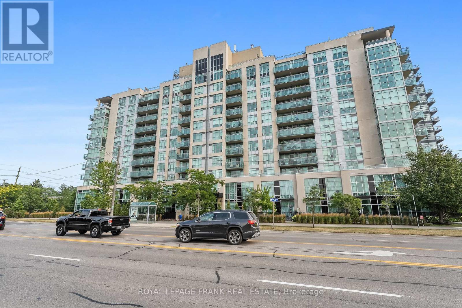 












705 - 1600 CHARLES STREET

,
Whitby (Port Whitby),




Ontario
L1N1B8

