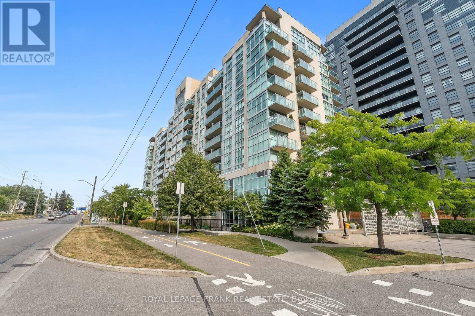 












705 - 1600 CHARLES STREET

,
Whitby (Port Whitby),




Ontario
L1N1B8

