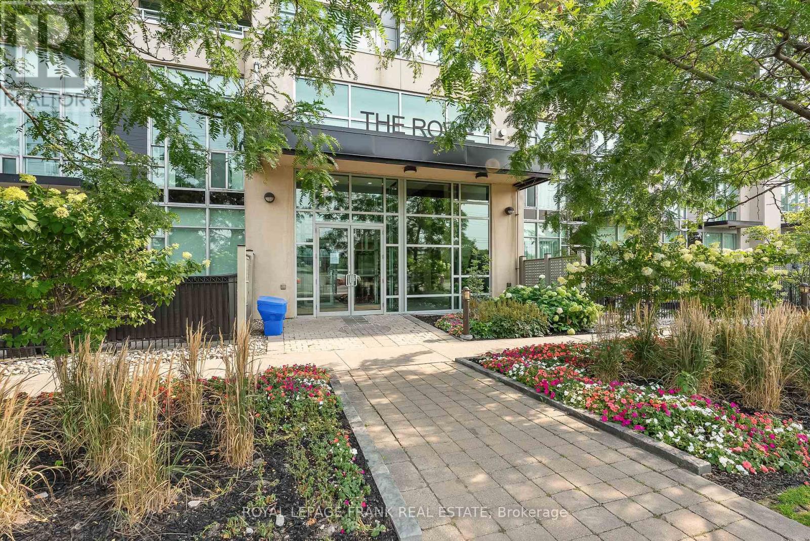 












705 - 1600 CHARLES STREET

,
Whitby (Port Whitby),




Ontario
L1N1B8

