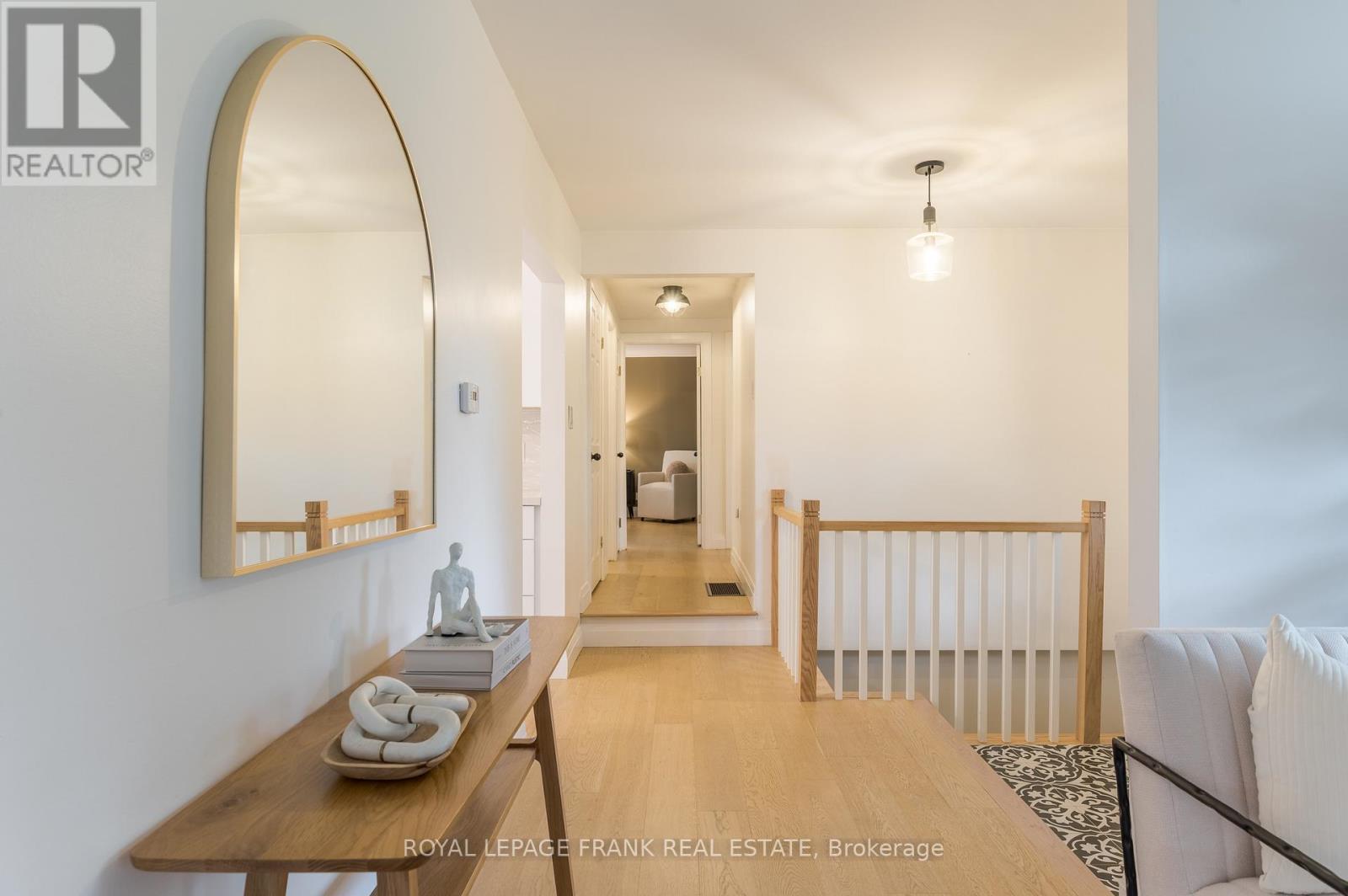 












32 CRYSTAL SPRINGS DRIVE

,
Otonabee-South Monaghan,




Ontario
K9J6Y3

