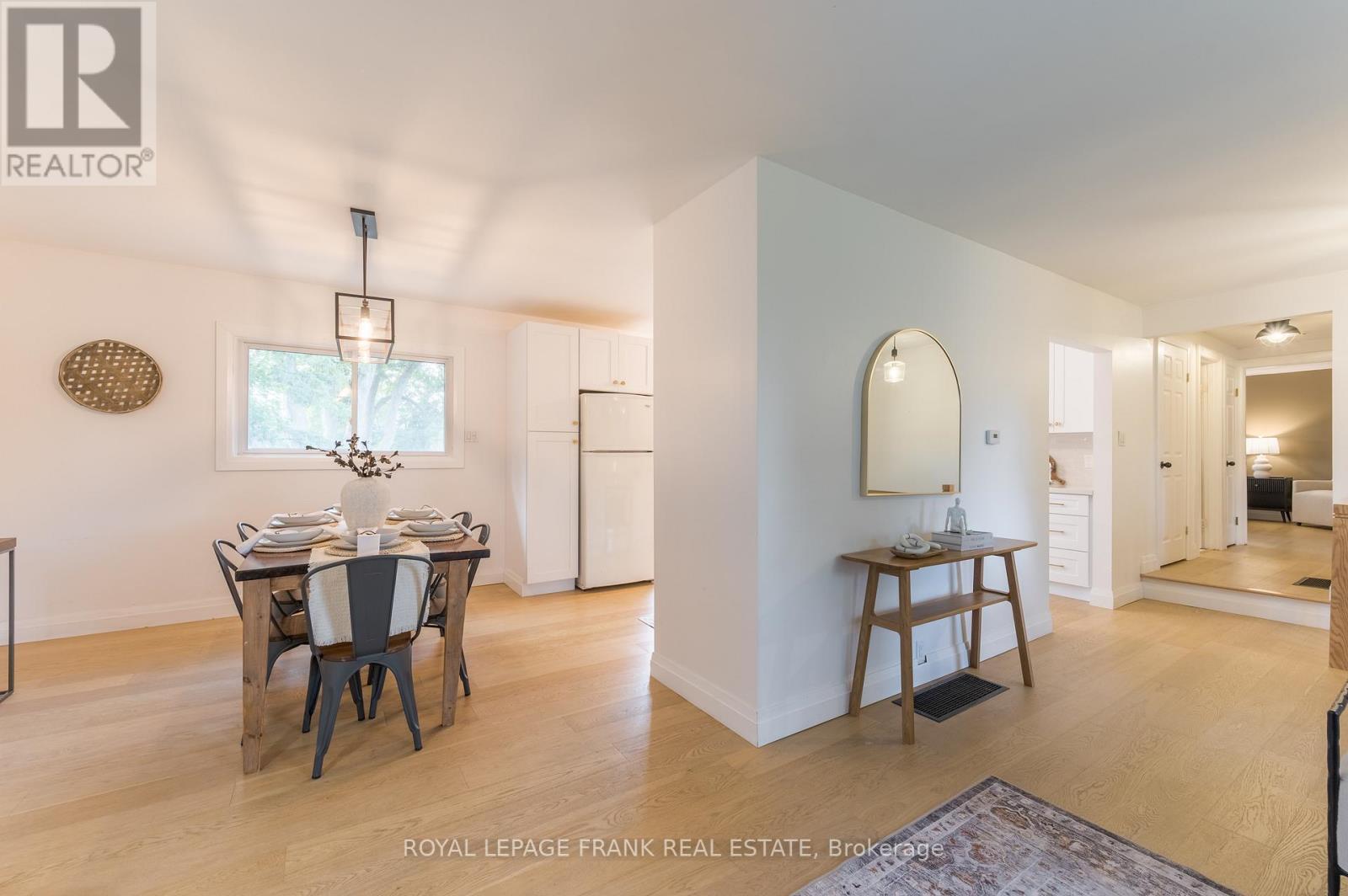 












32 CRYSTAL SPRINGS DRIVE

,
Otonabee-South Monaghan,




Ontario
K9J6Y3

