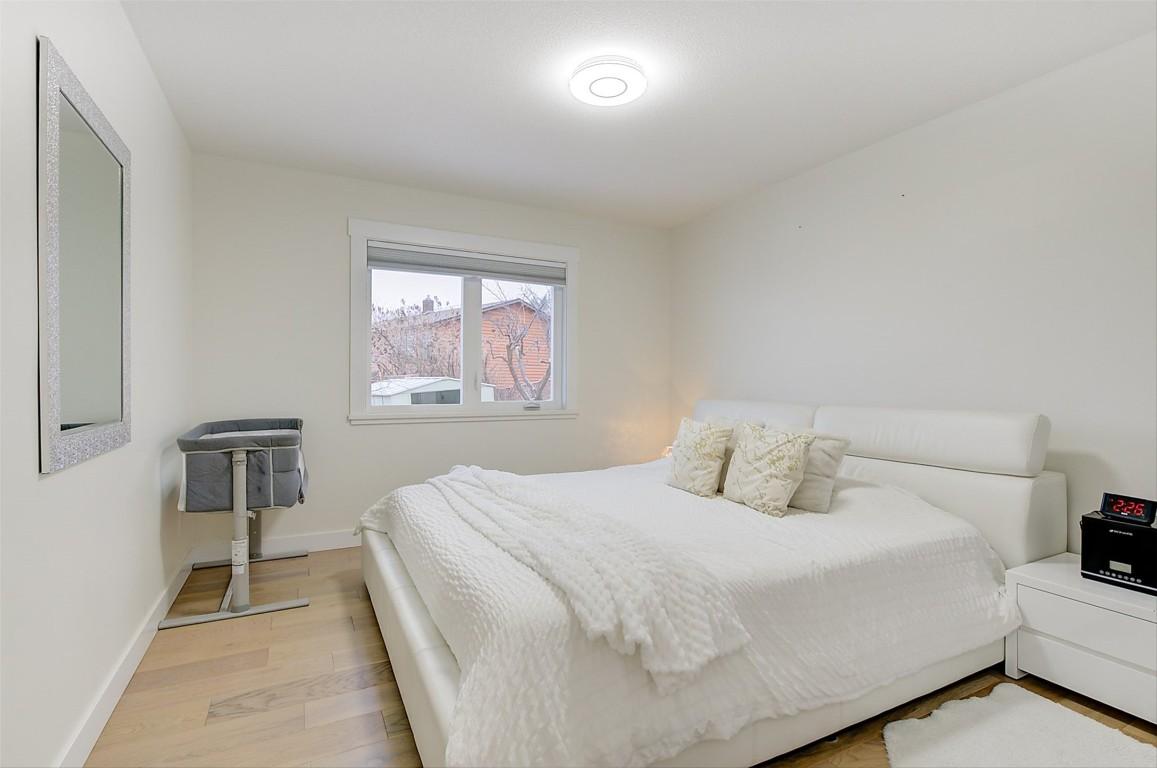 









6178


Lipsett

Avenue,
Peachland,




BC
V0H 1X7

