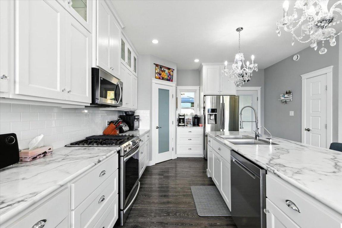 









2016


Mountain View

Avenue,
Lumby,




BC
V0E 2G0

