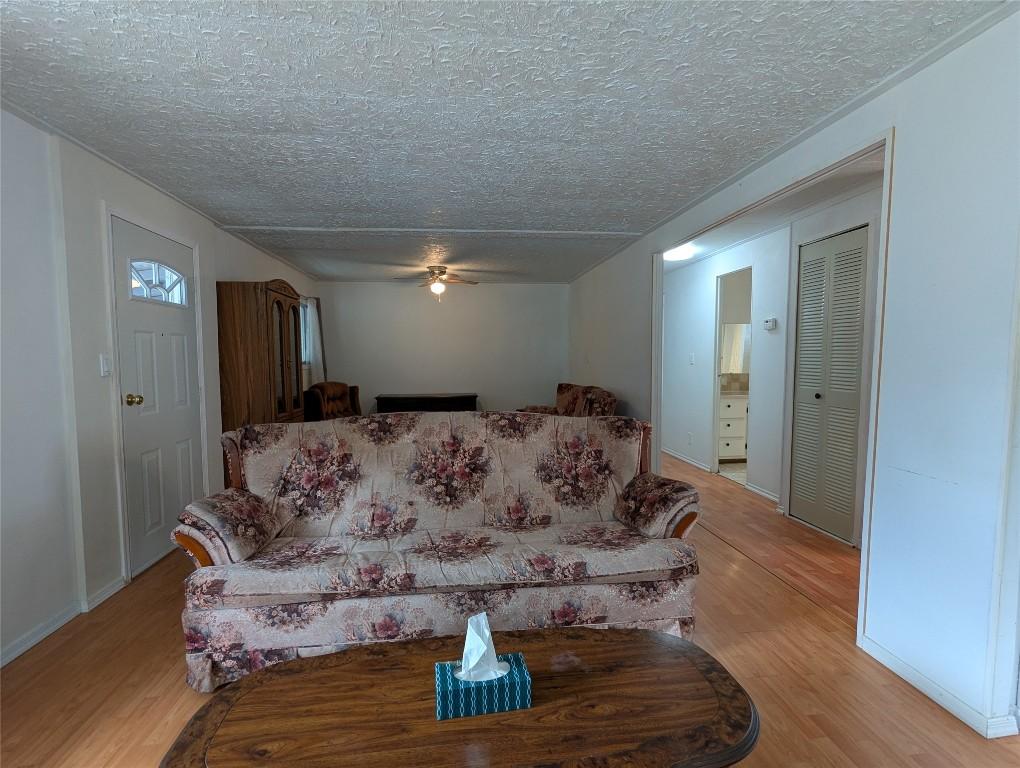 









3535


Casorso

Road, 40,
Kelowna,




BC
V1W 3E1

