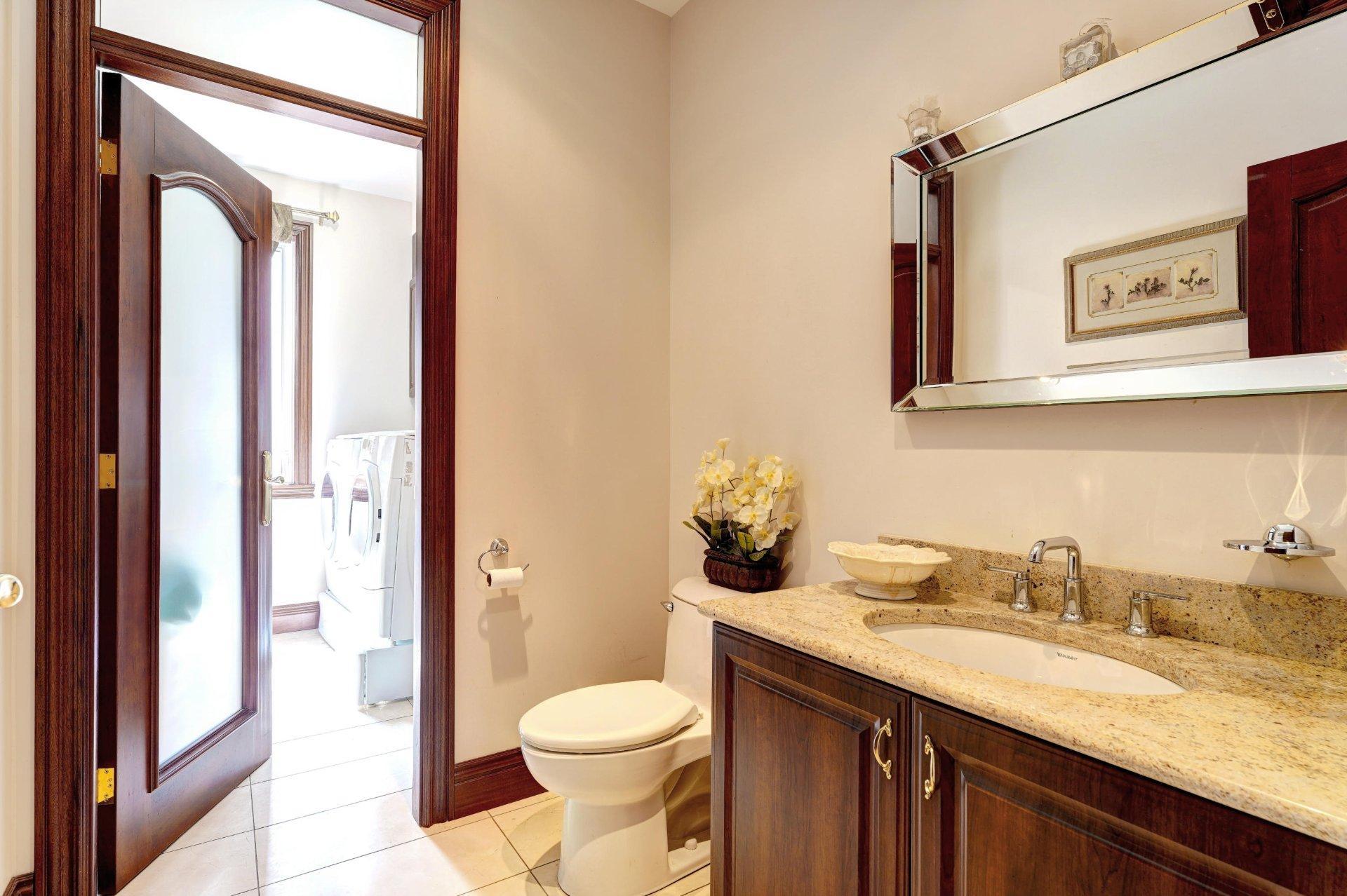 









6002


Rue Portelance

,
Laval (Auteuil),




QC
H7H0A6

