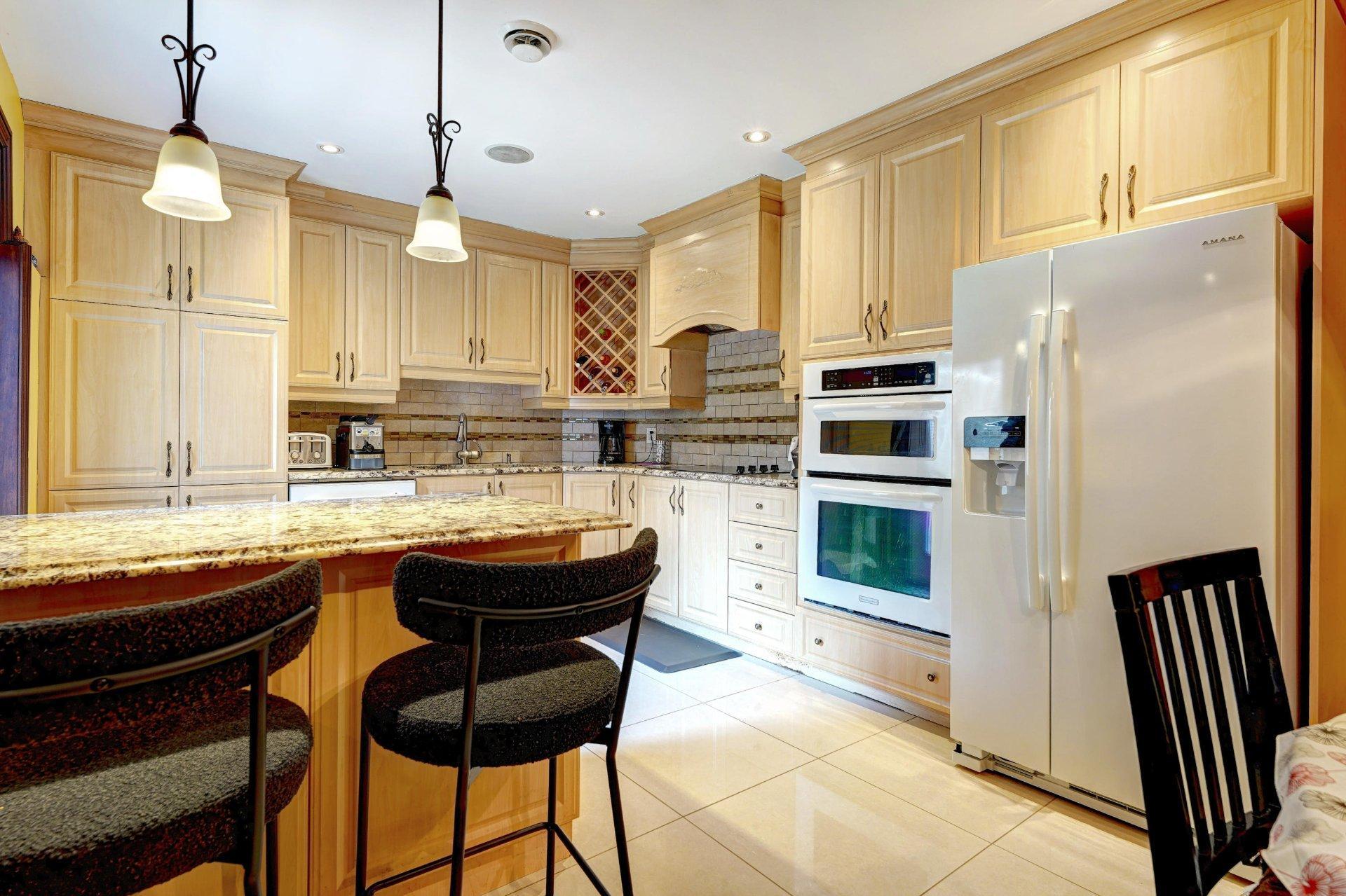 









6002


Rue Portelance

,
Laval (Auteuil),




QC
H7H0A6

