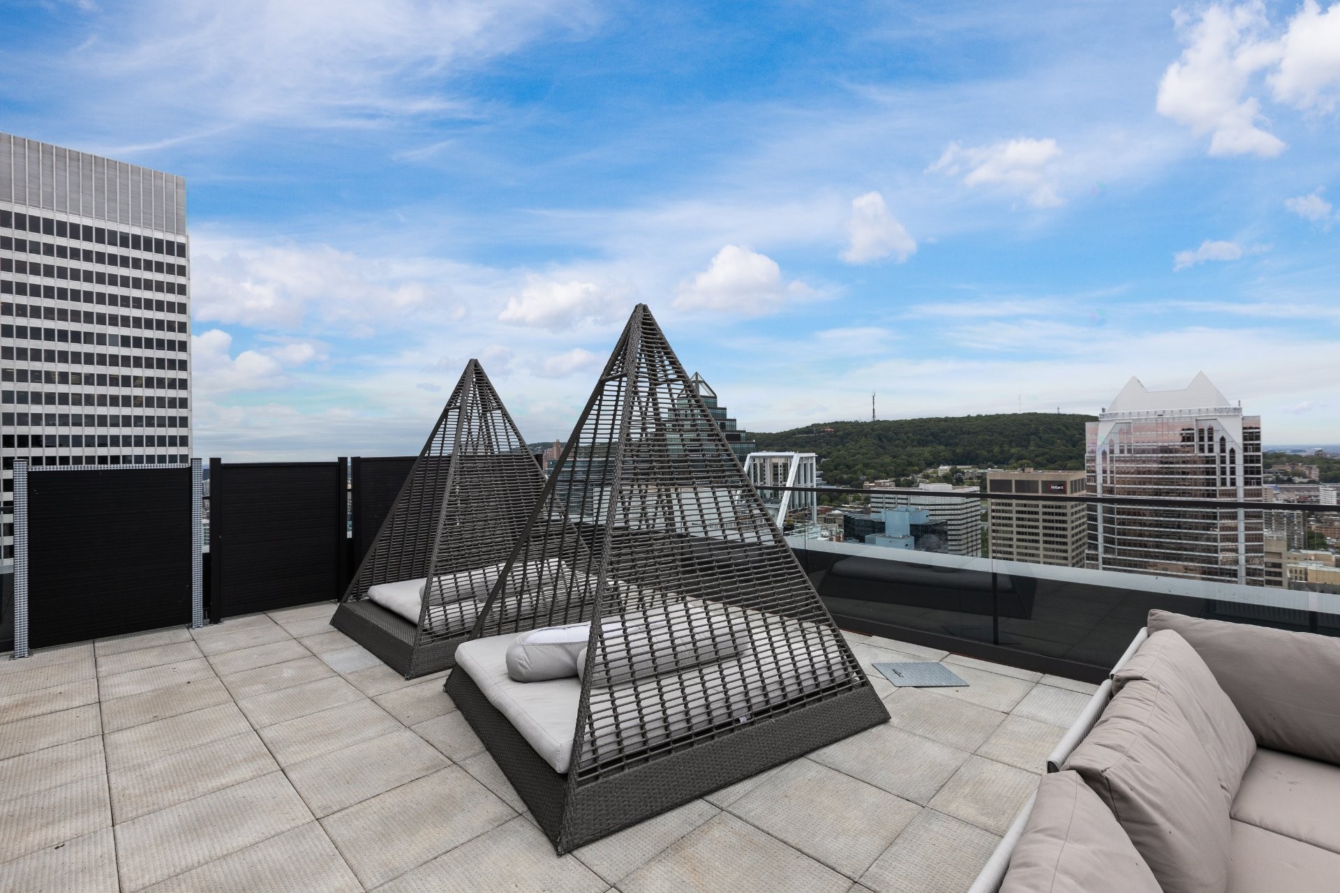 









1188


Av. Union

, 806,
Montréal (Ville-Marie),




QC
H3B0E5

