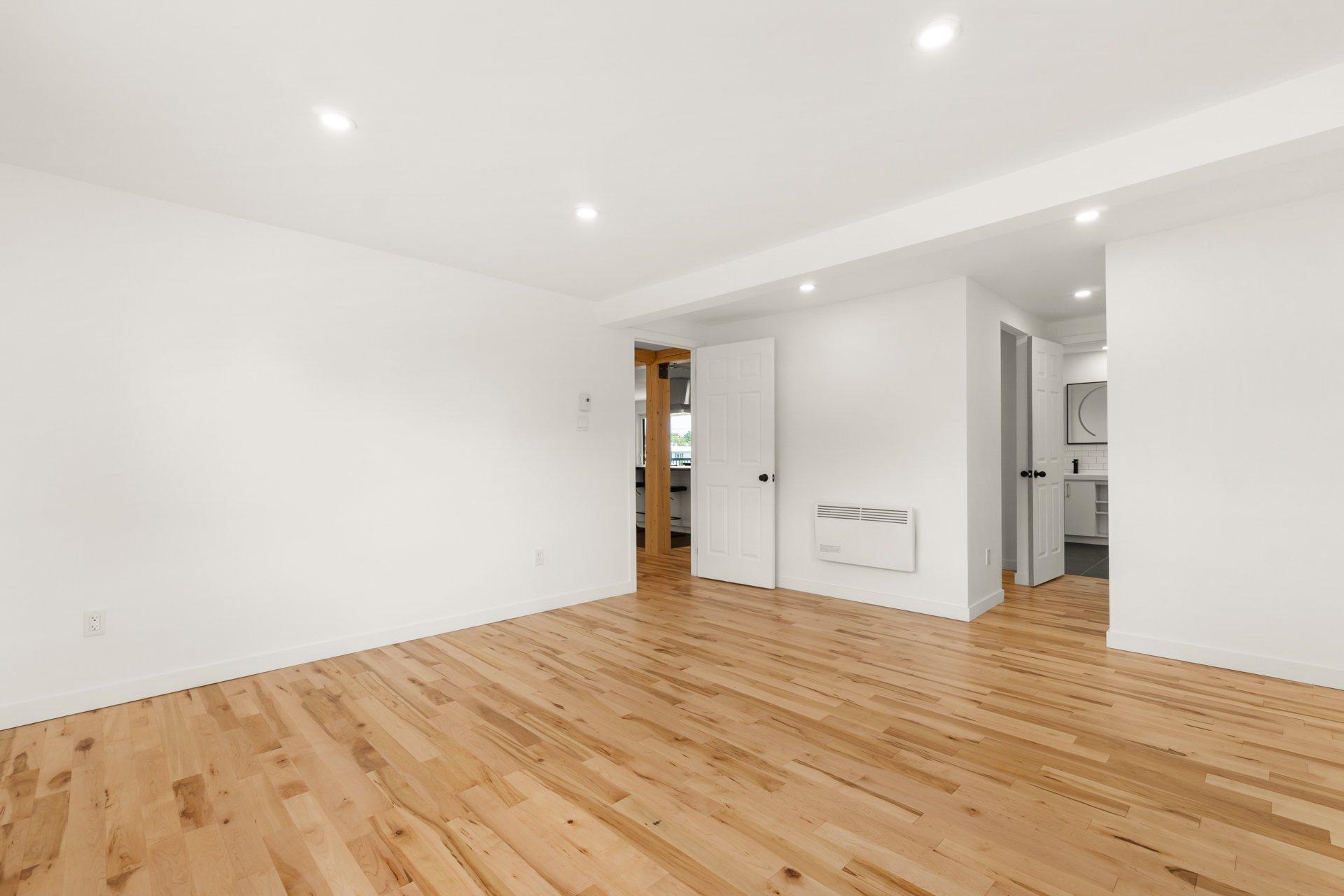 









42


Rue Duval

,
Trois-Rivières,




QC
G9B1B3

