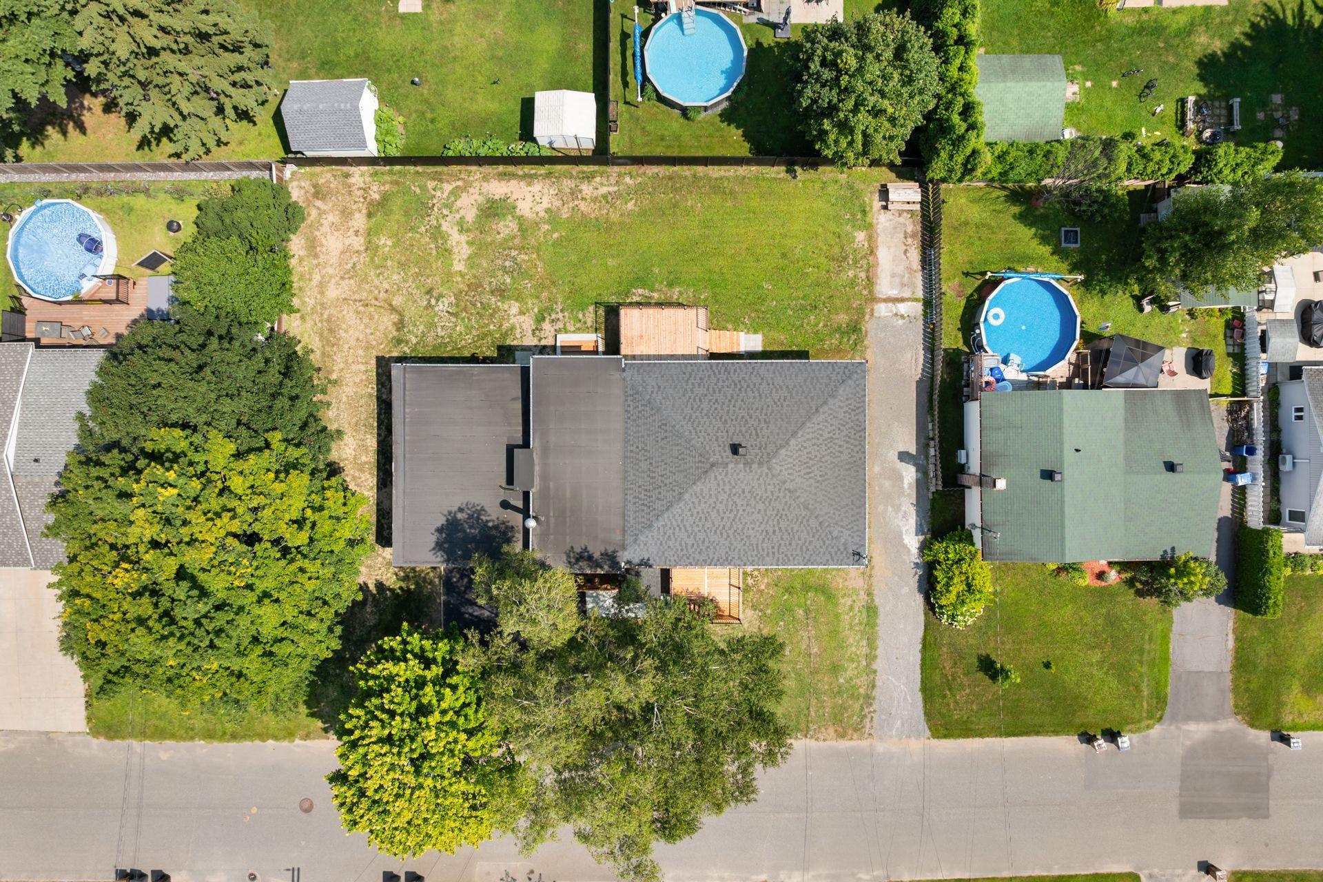 









42


Rue Duval

,
Trois-Rivières,




QC
G9B1B3

