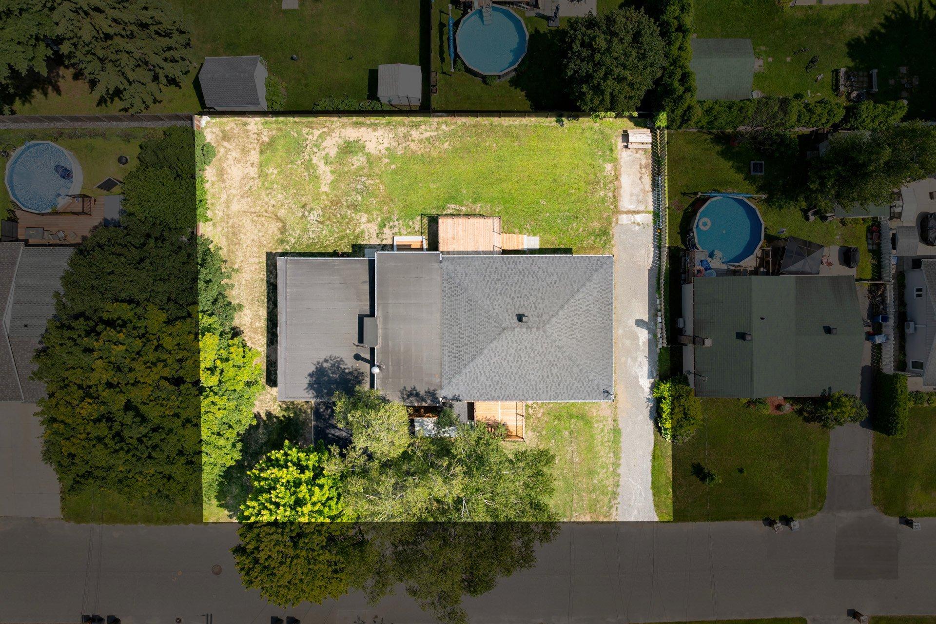 









42


Rue Duval

,
Trois-Rivières,




QC
G9B1B3

