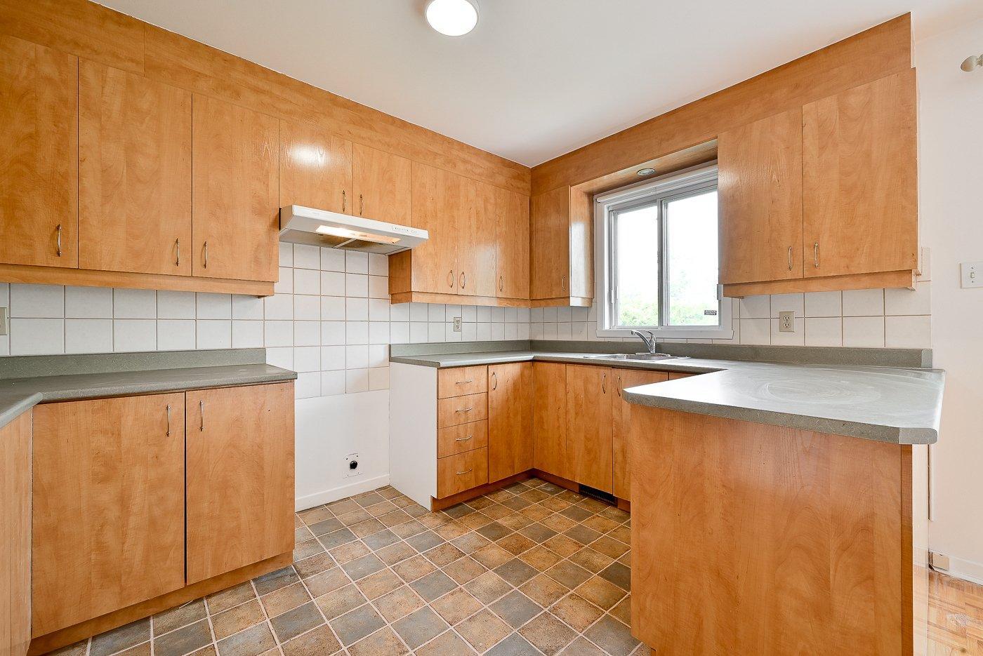 









5429


Tsse Beaudry

,
Longueuil (Saint-Hubert),




QC
J3Y7G8


