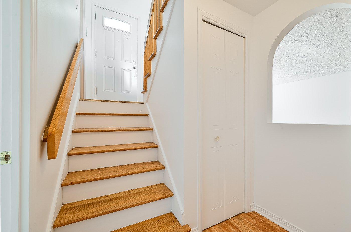 









5429


Tsse Beaudry

,
Longueuil (Saint-Hubert),




QC
J3Y7G8

