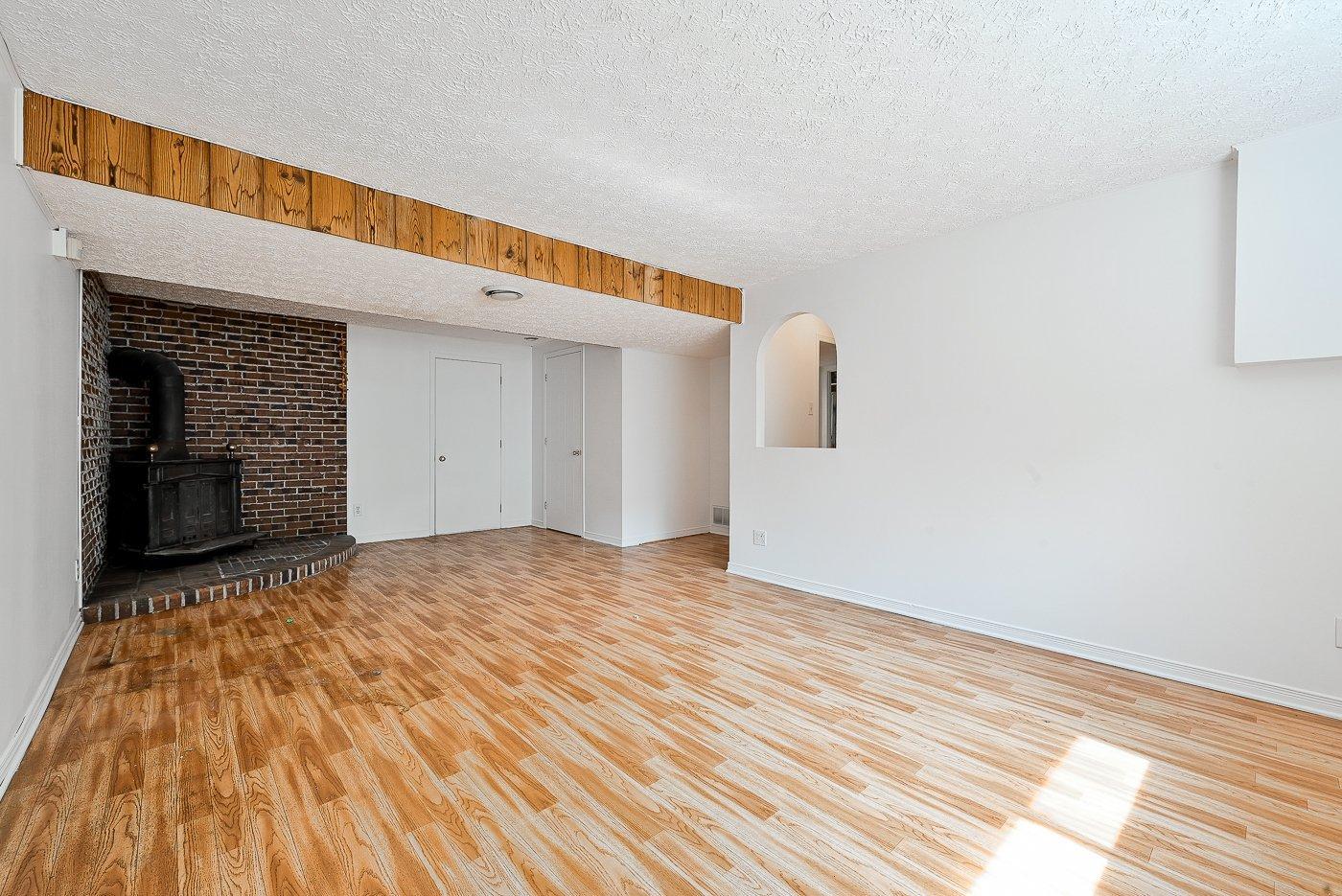 









5429


Tsse Beaudry

,
Longueuil (Saint-Hubert),




QC
J3Y7G8

