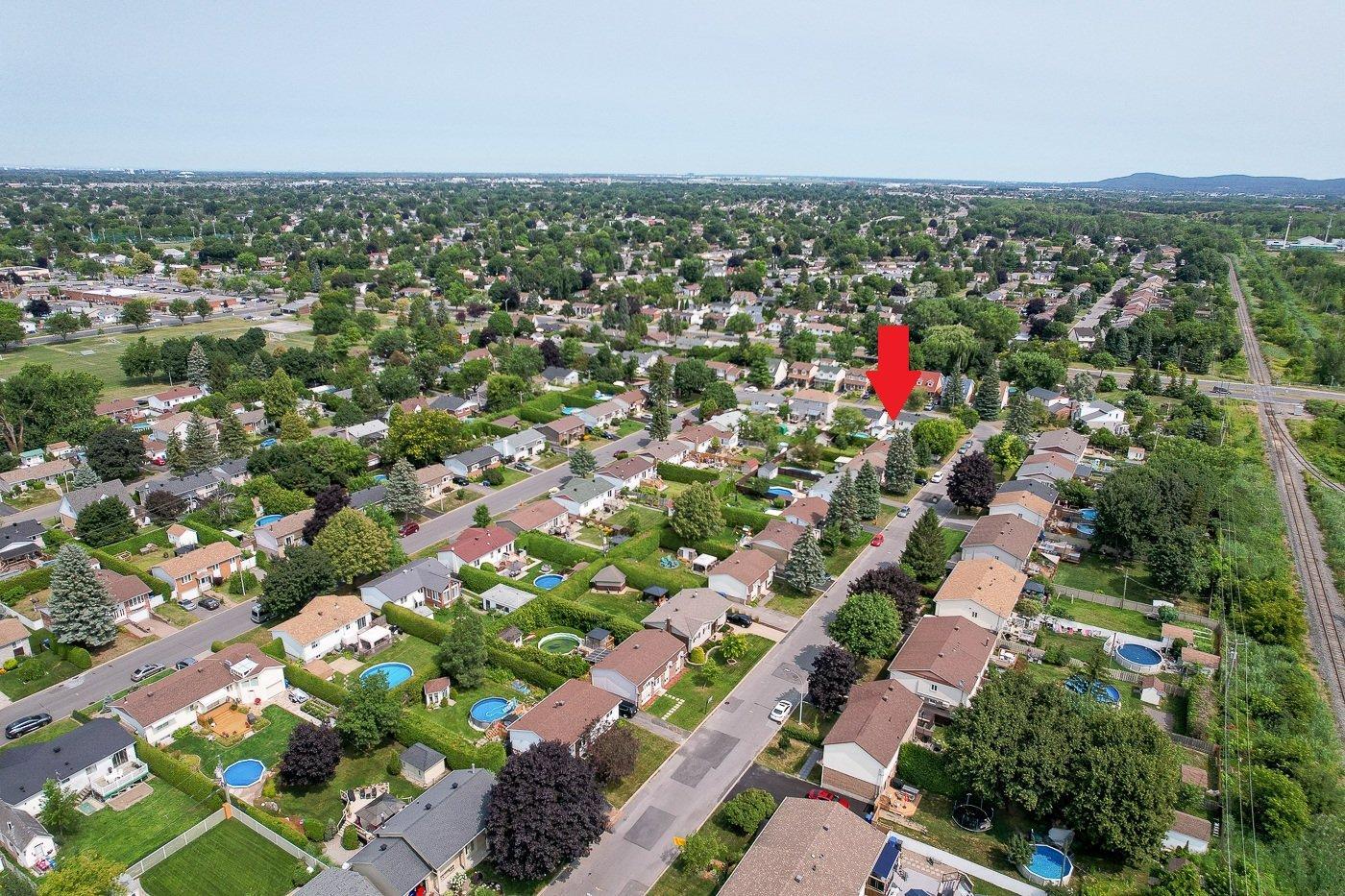 









5429


Tsse Beaudry

,
Longueuil (Saint-Hubert),




QC
J3Y7G8

