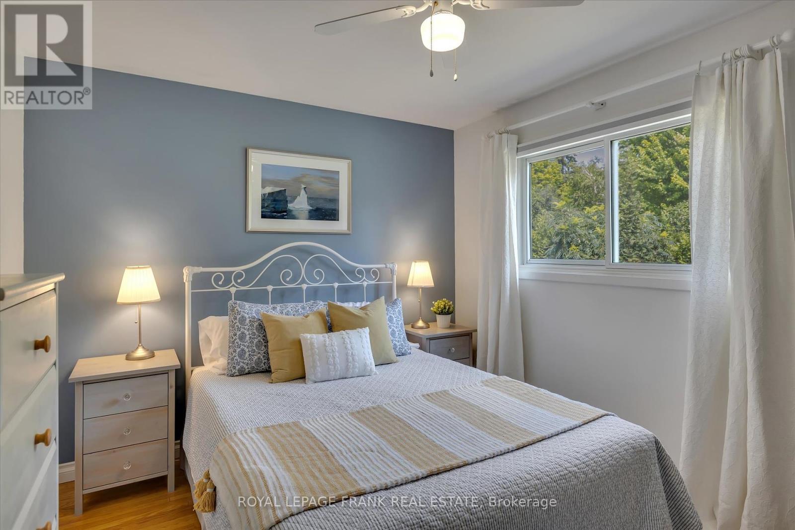 












1289 ALGONQUIN BOULEVARD

,
Peterborough North (Central),




Ontario
K9H6N1

