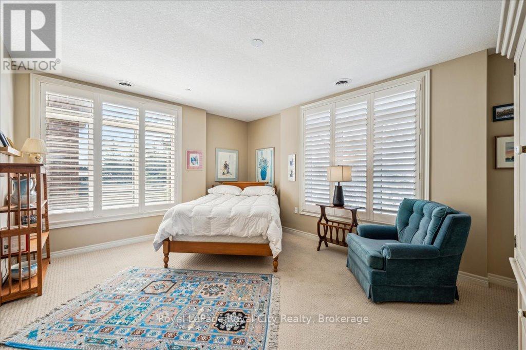 












212 - 71 BAYBERRY DRIVE

,
Guelph (Village By The Arboretum),




Ontario
N1G5K9

