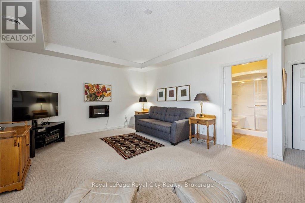 












212 - 71 BAYBERRY DRIVE

,
Guelph (Village By The Arboretum),




Ontario
N1G5K9

