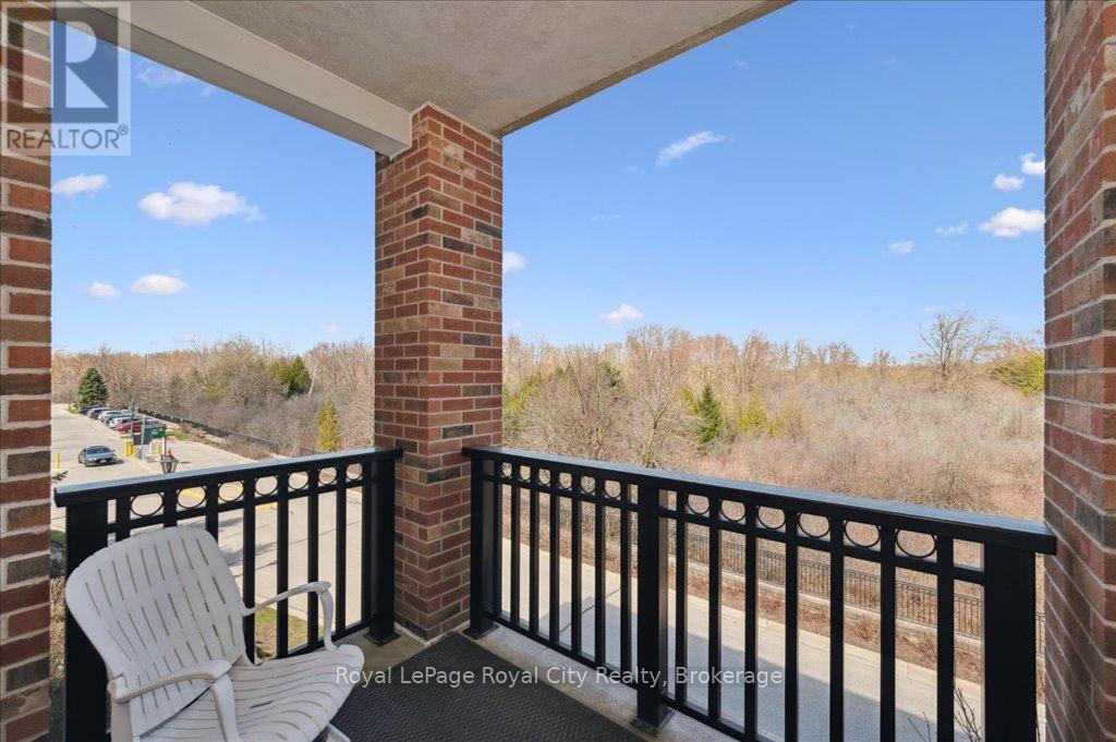 












212 - 71 BAYBERRY DRIVE

,
Guelph (Village By The Arboretum),




Ontario
N1G5K9

