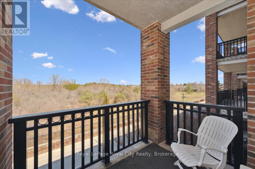 












212 - 71 BAYBERRY DRIVE

,
Guelph (Village By The Arboretum),




Ontario
N1G5K9

