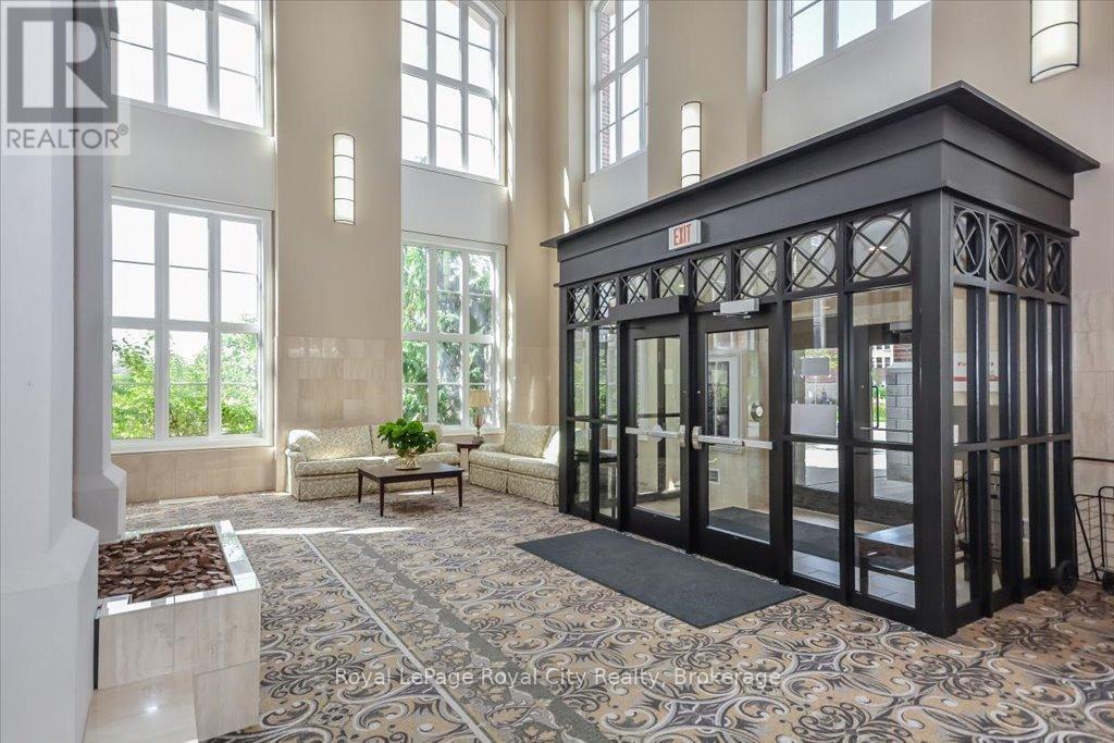 












212 - 71 BAYBERRY DRIVE

,
Guelph (Village By The Arboretum),




Ontario
N1G5K9

