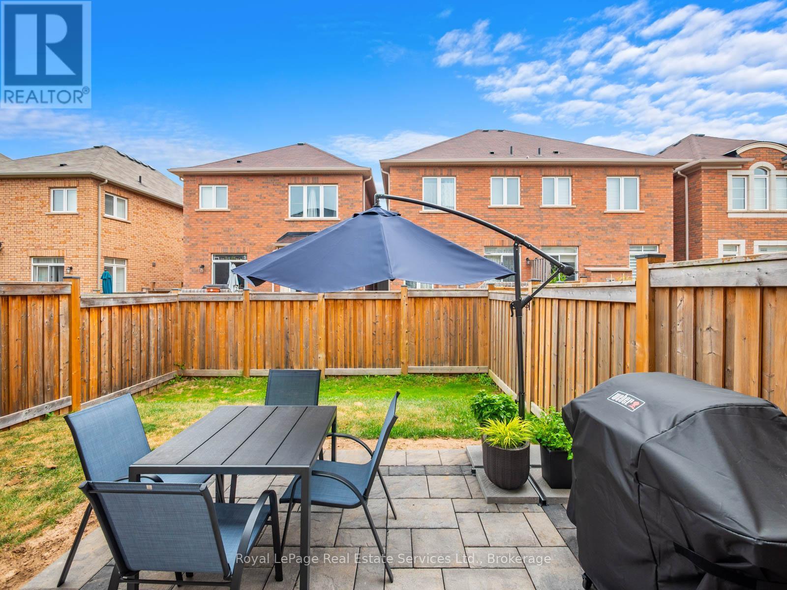 












72 ORCHARDCROFT ROAD

,
Oakville (GO Glenorchy),




Ontario
L6H7C3

