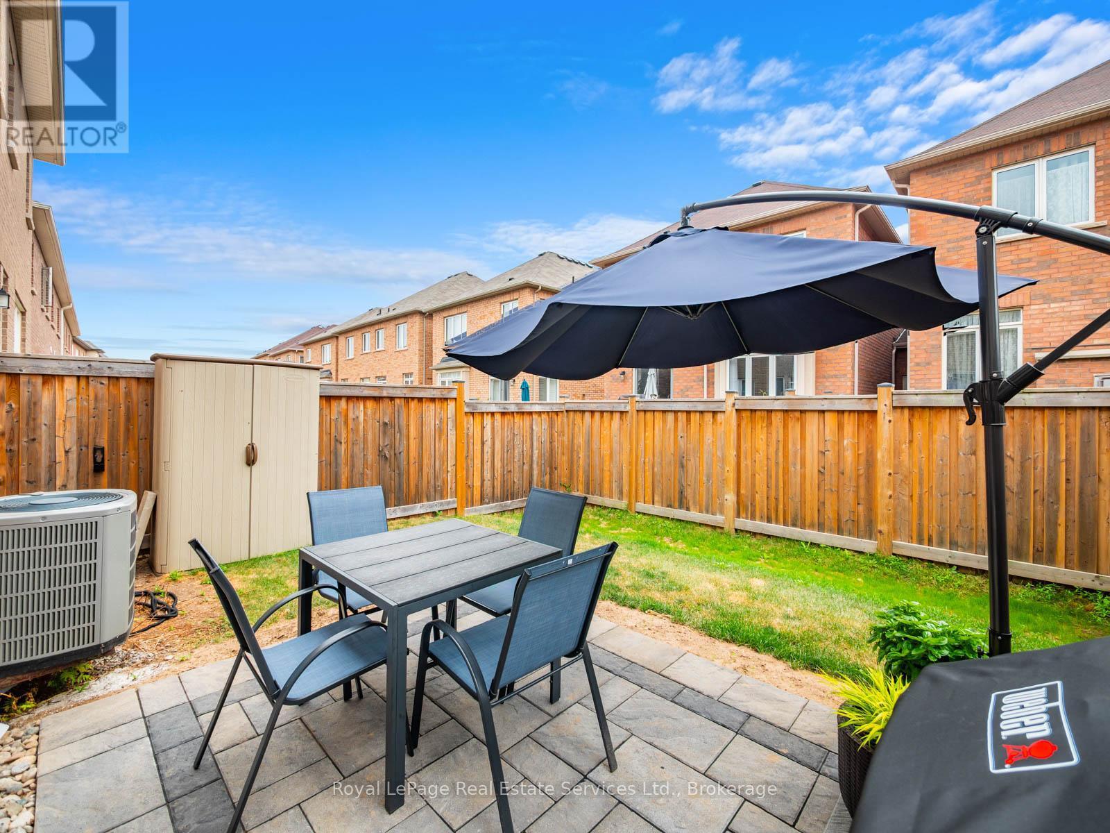 












72 ORCHARDCROFT ROAD

,
Oakville (GO Glenorchy),




Ontario
L6H7C3

