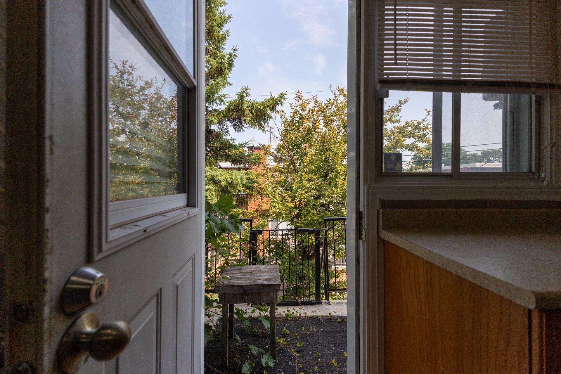 









920


56e Avenue

,
Montréal (Lachine),




QC
H8T3C2

