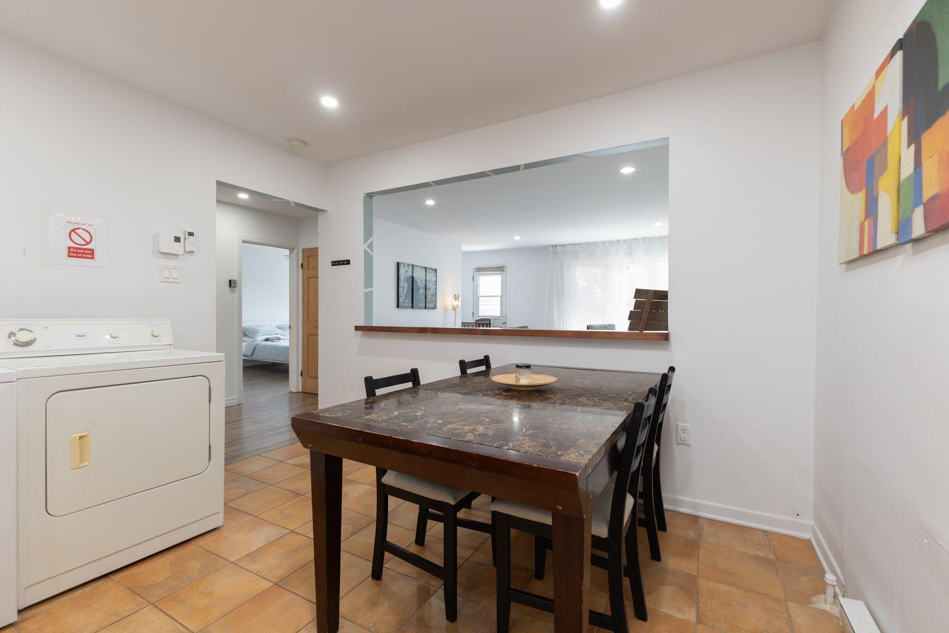 









920


56e Avenue

,
Montréal (Lachine),




QC
H8T3C2

