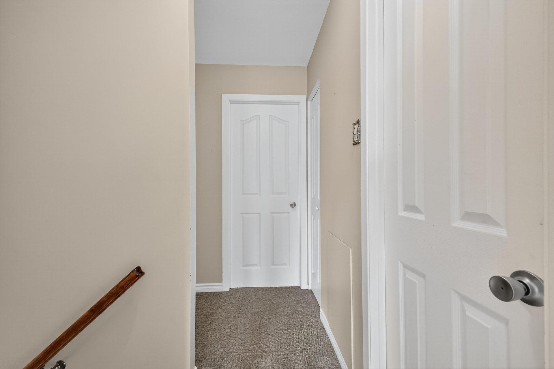 









4443


Rue Jolicoeur

,
Dollard-des-Ormeaux,




QC
H9H2B1

