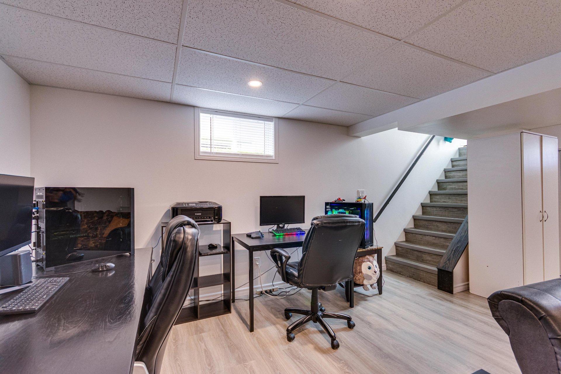 









84


Rue de Lisieux

,
Gatineau (Gatineau),




QC
J8T4P3

