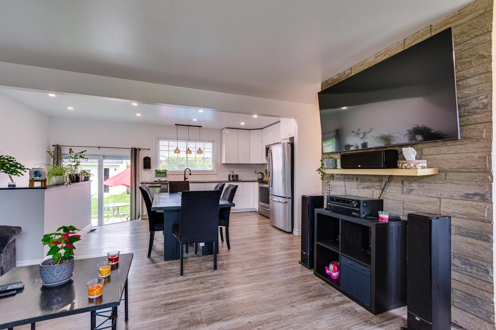 









84


Rue de Lisieux

,
Gatineau (Gatineau),




QC
J8T4P3

