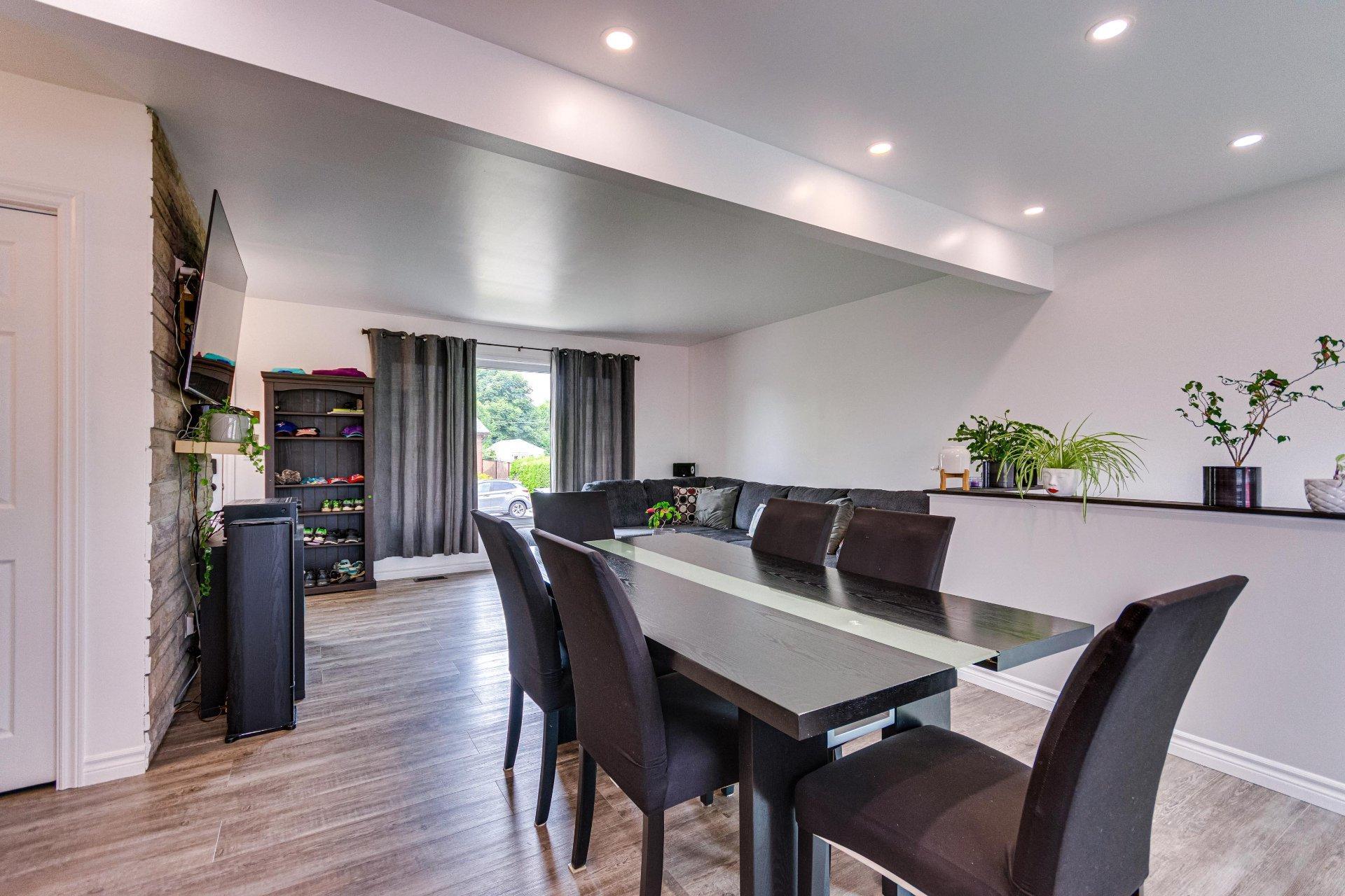 









84


Rue de Lisieux

,
Gatineau (Gatineau),




QC
J8T4P3

