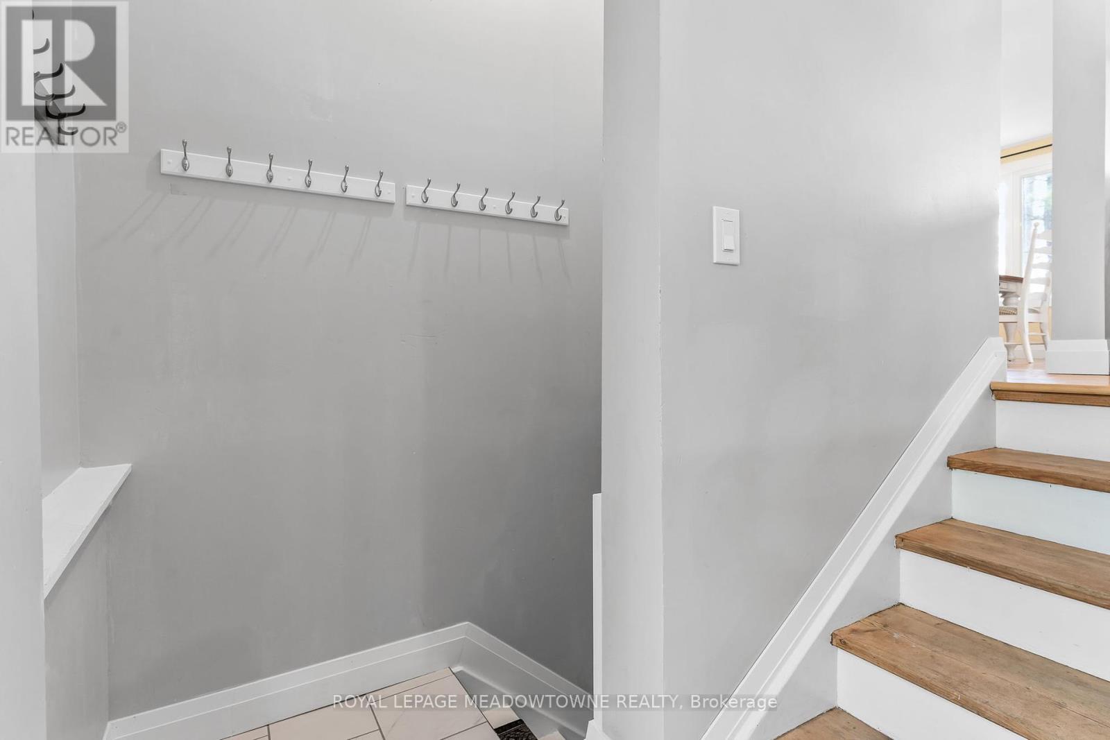 












185 BOBCAYGEON ROAD

,
Minden Hills,




Ontario
K0M2K0

