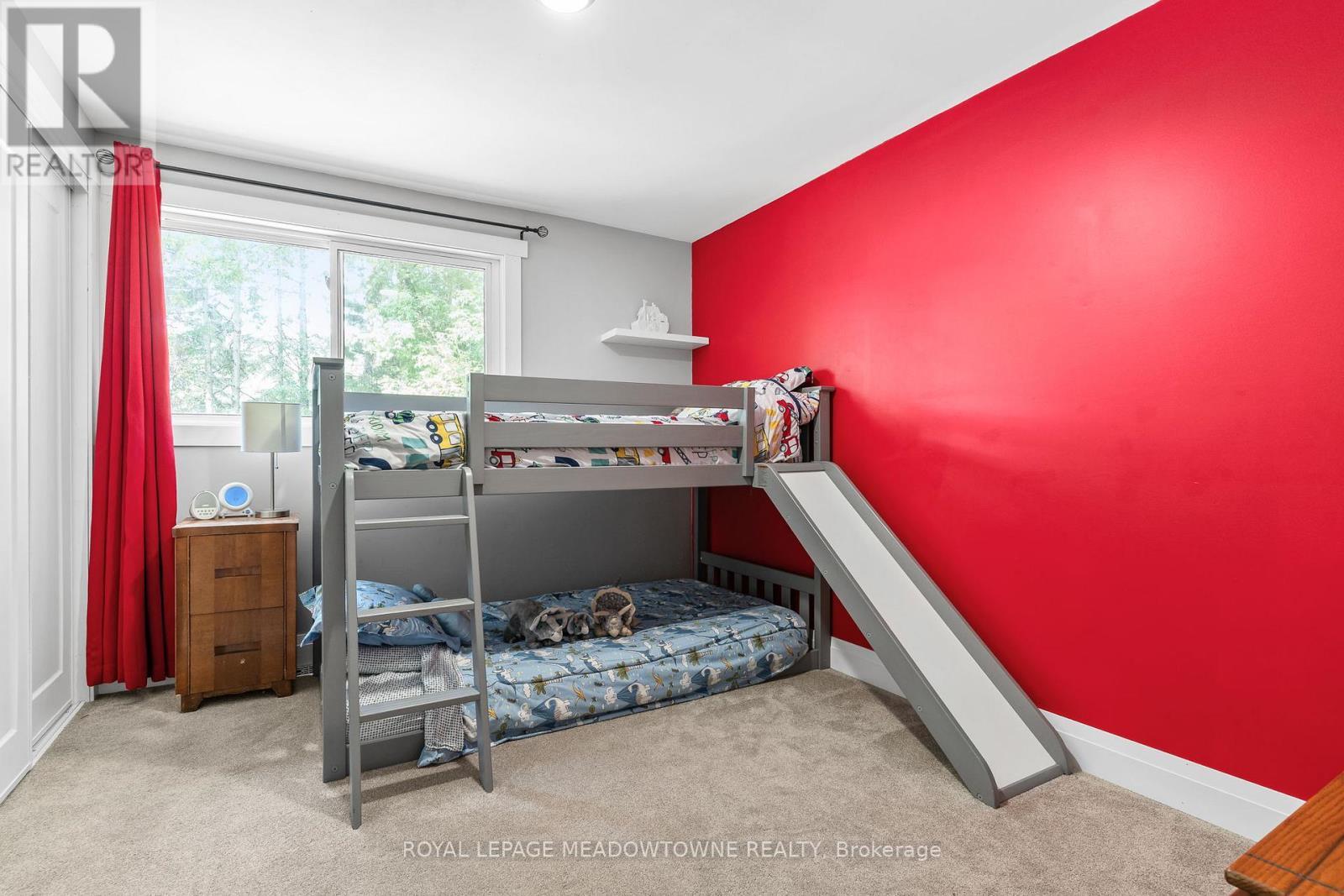 












185 BOBCAYGEON ROAD

,
Minden Hills,




Ontario
K0M2K0


