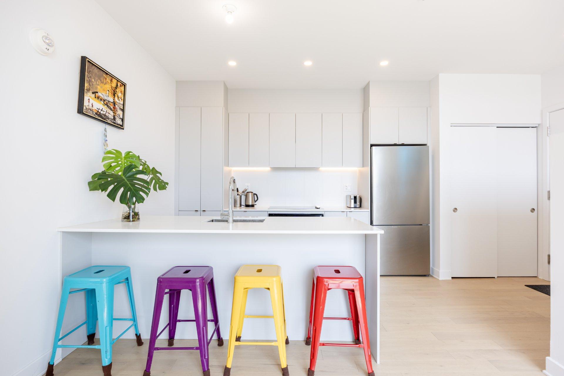 









1971


Rue du Havre

, 304,
Montréal (Ville-Marie),




QC
H2K0E5

