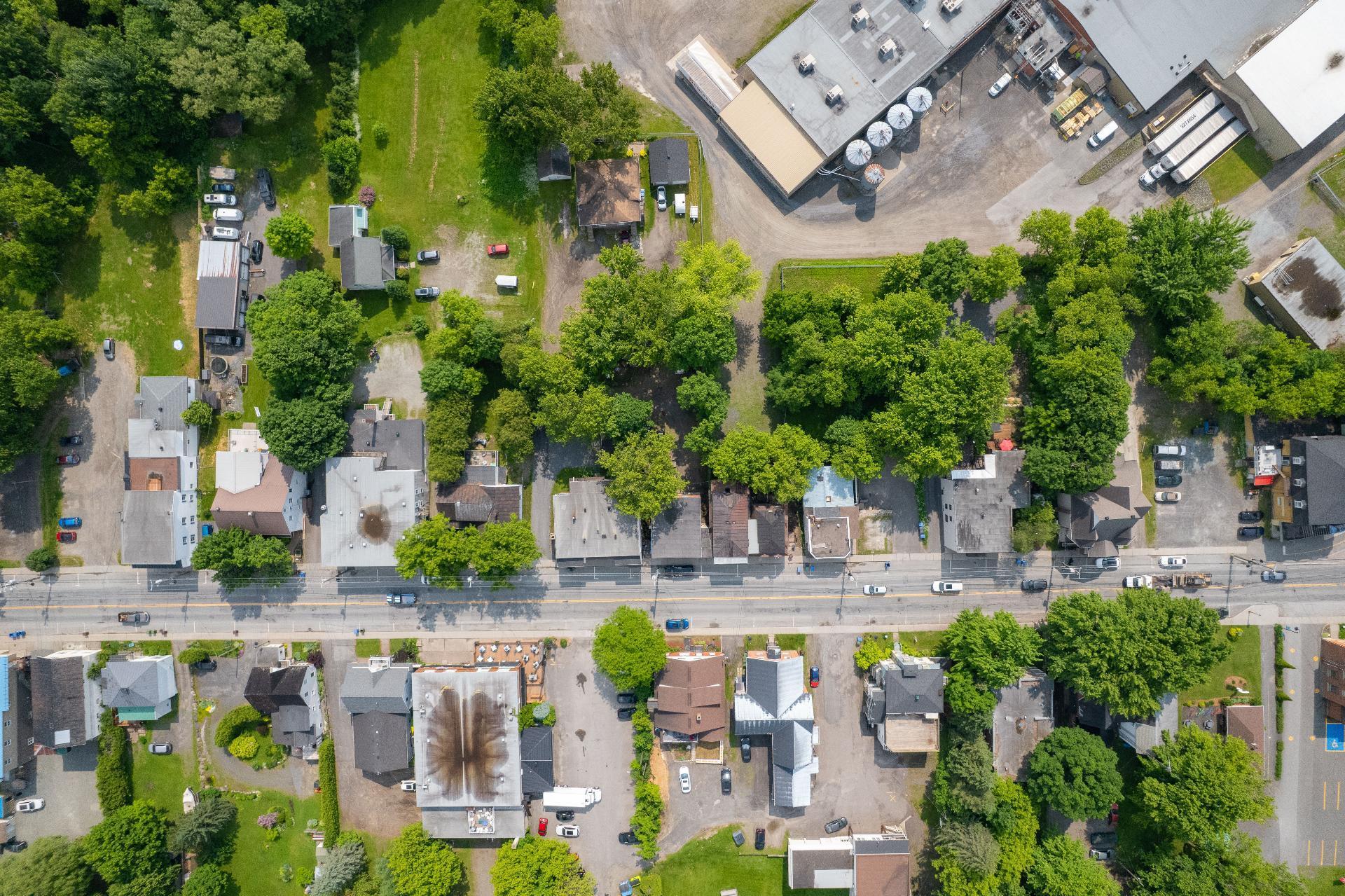 









5722

 - 5730


Rue Foster

,
Waterloo,




QC
J0E2N0

