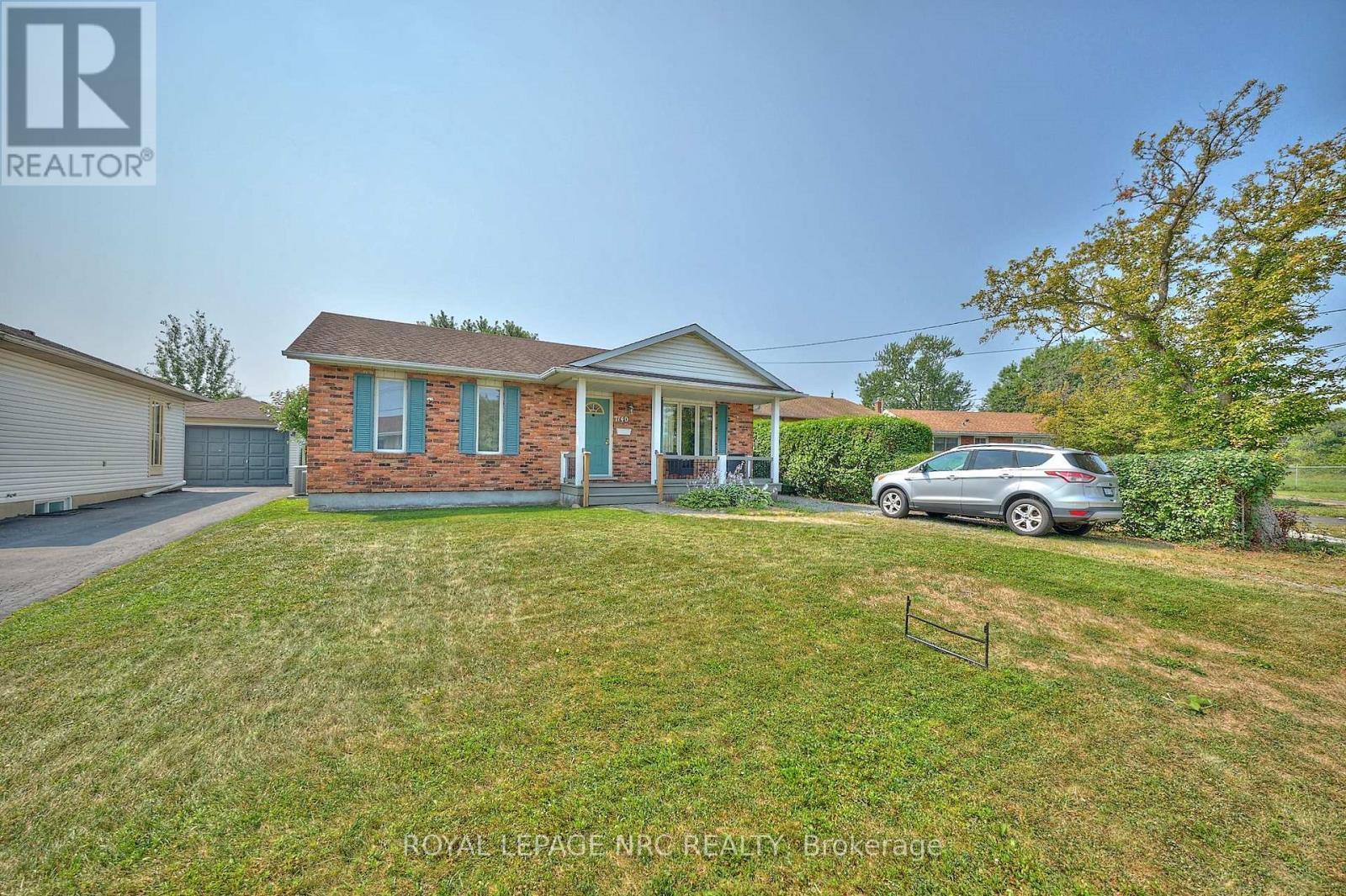 












7140 ANN STREET

,
Niagara Falls (Arad/Fallsview),




Ontario
L2G3E2

