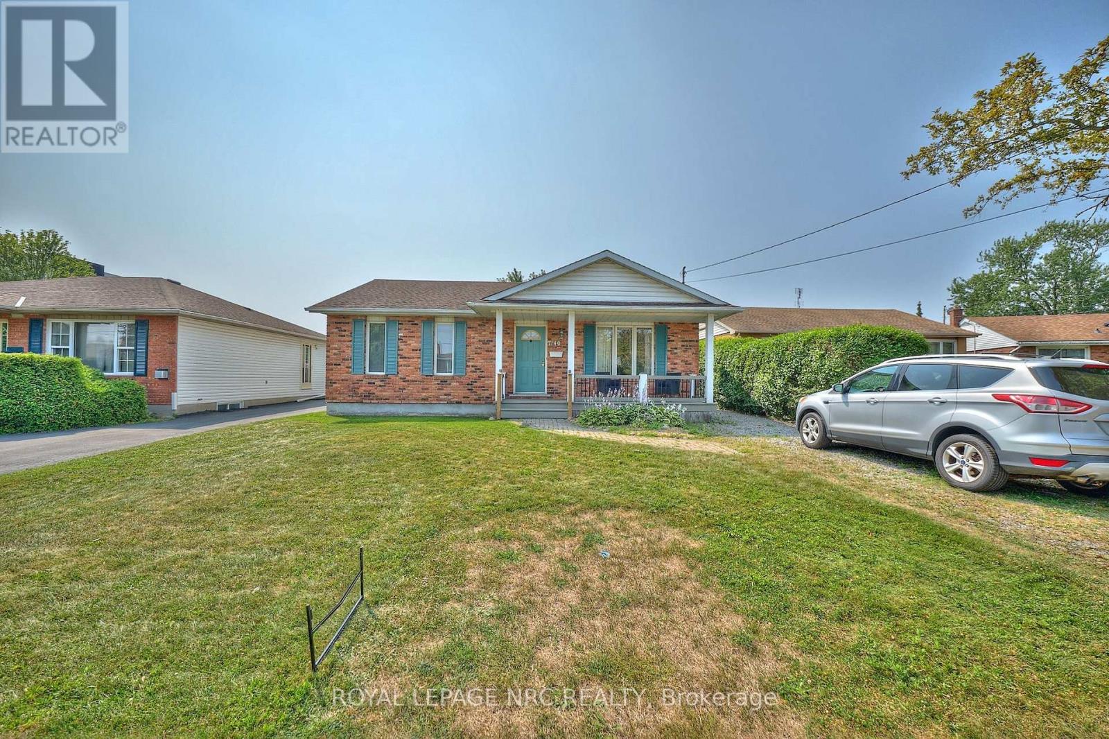 












7140 ANN STREET

,
Niagara Falls (Arad/Fallsview),




Ontario
L2G3E2


