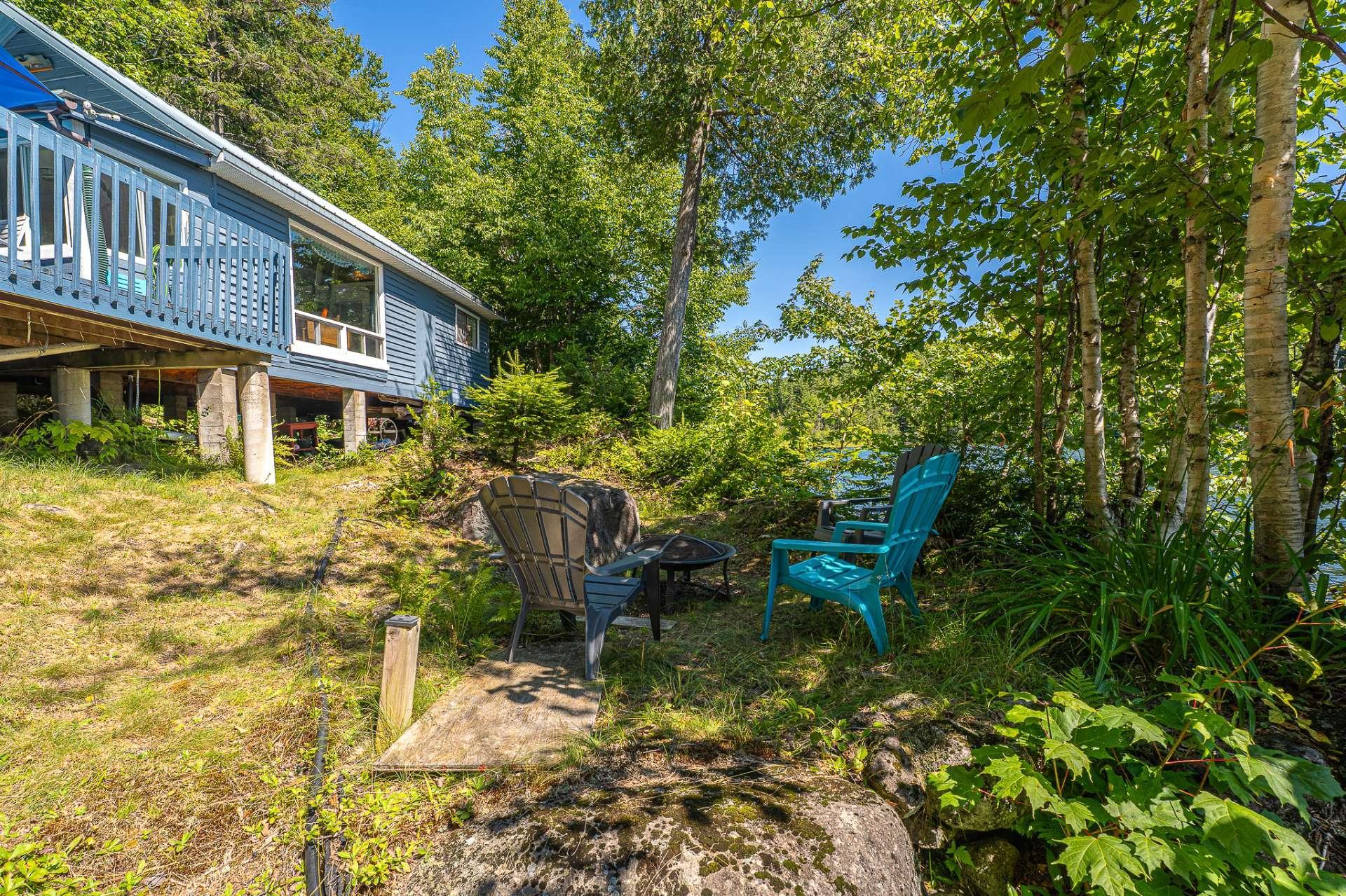 









1120


Ch. des Îles

,
Sainte-Lucie-des-Laurentides,




QC
J0T2J0

