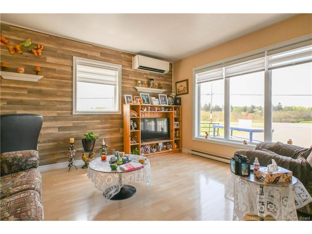 









1518


de la mer

BLVD,
Saint-Marie-Saint-Raphaël,




NB
E8T 1P3

