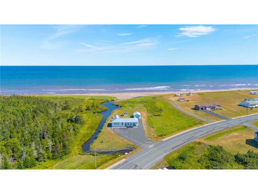









1518


de la mer

BLVD,
Saint-Marie-Saint-Raphaël,




NB
E8T 1P3

