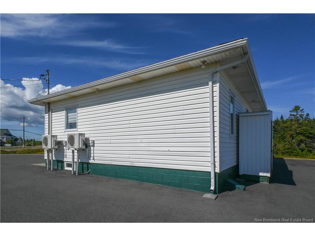 









1518


de la mer

BLVD,
Saint-Marie-Saint-Raphaël,




NB
E8T 1P3

