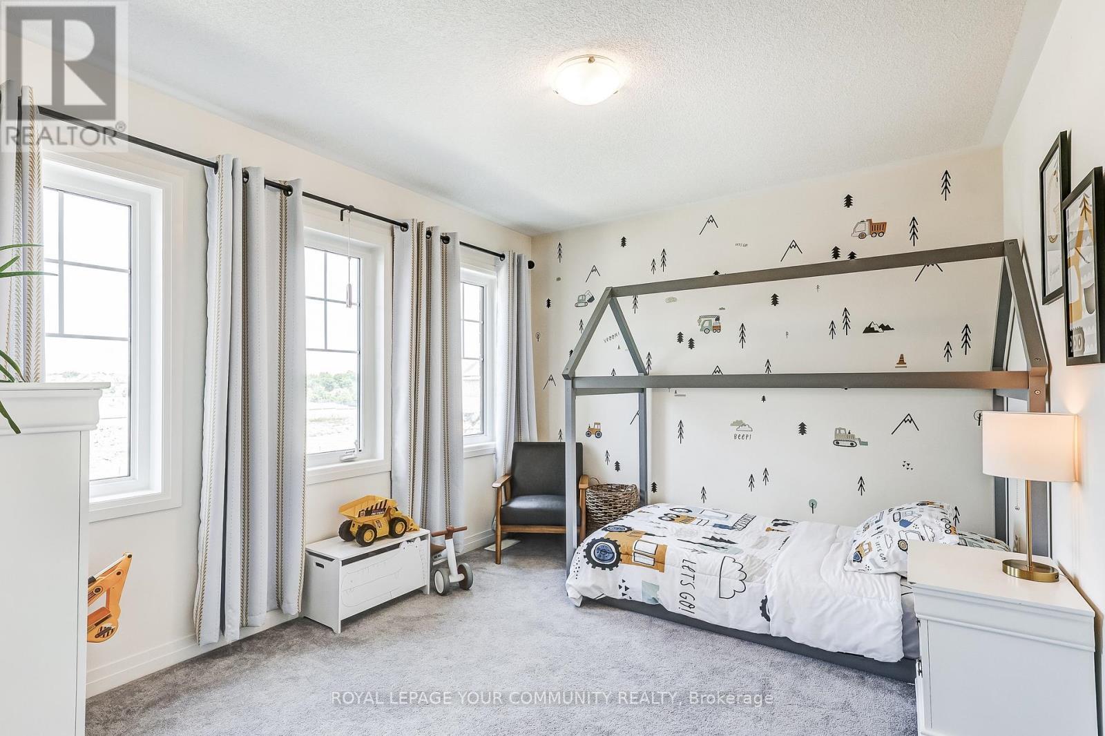 












136 CASSERLEY CRESCENT

,
New Tecumseth,




Ontario
L0G1W0

