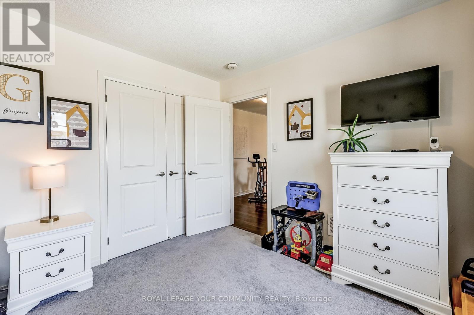 












136 CASSERLEY CRESCENT

,
New Tecumseth,




Ontario
L0G1W0

