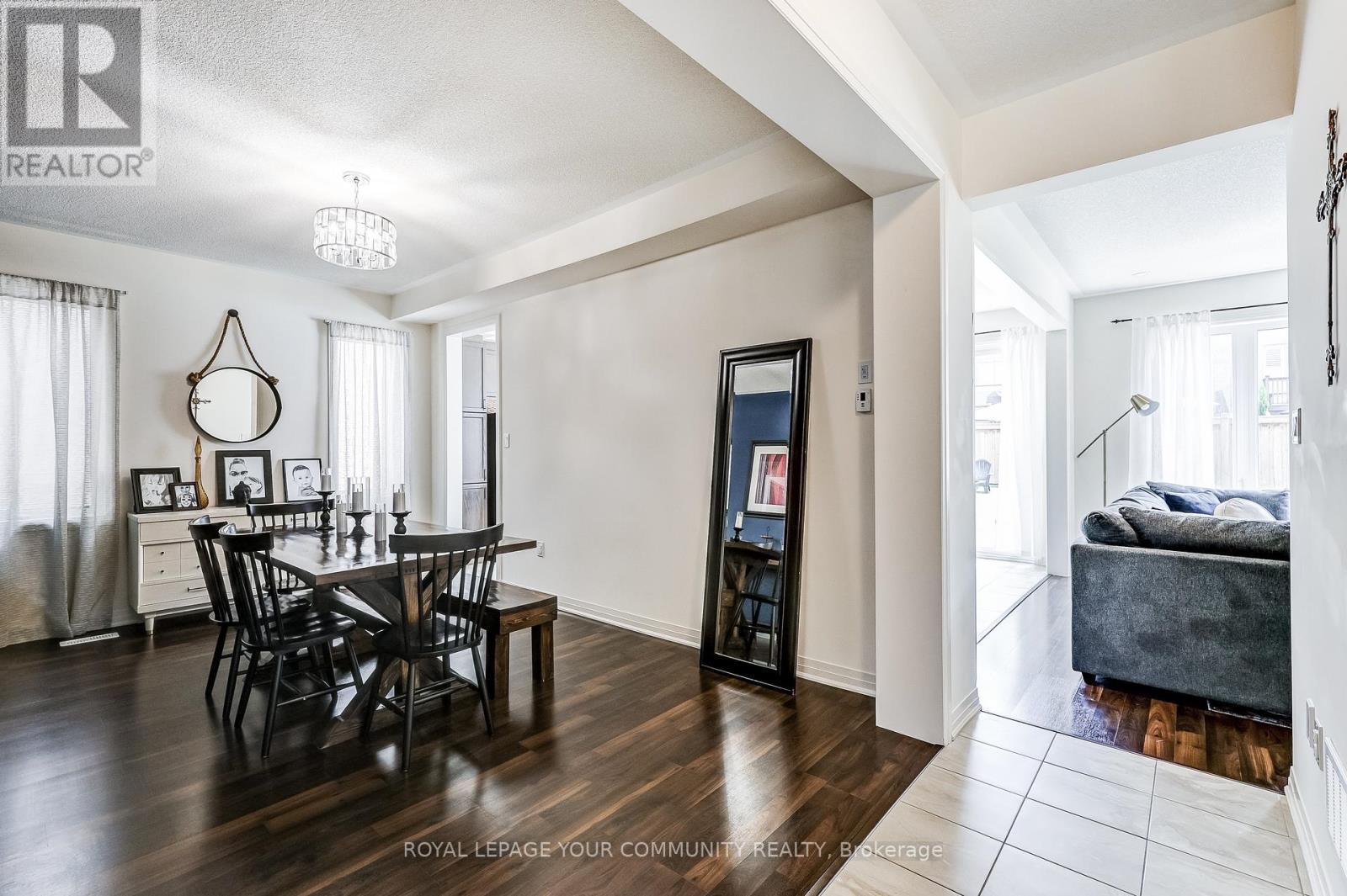 












136 CASSERLEY CRESCENT

,
New Tecumseth,




Ontario
L0G1W0

