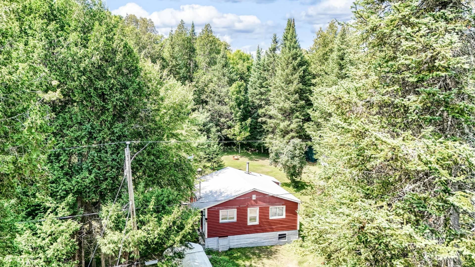 









28


Ch. Circle

,
Harrington,




QC
J8G2T3

