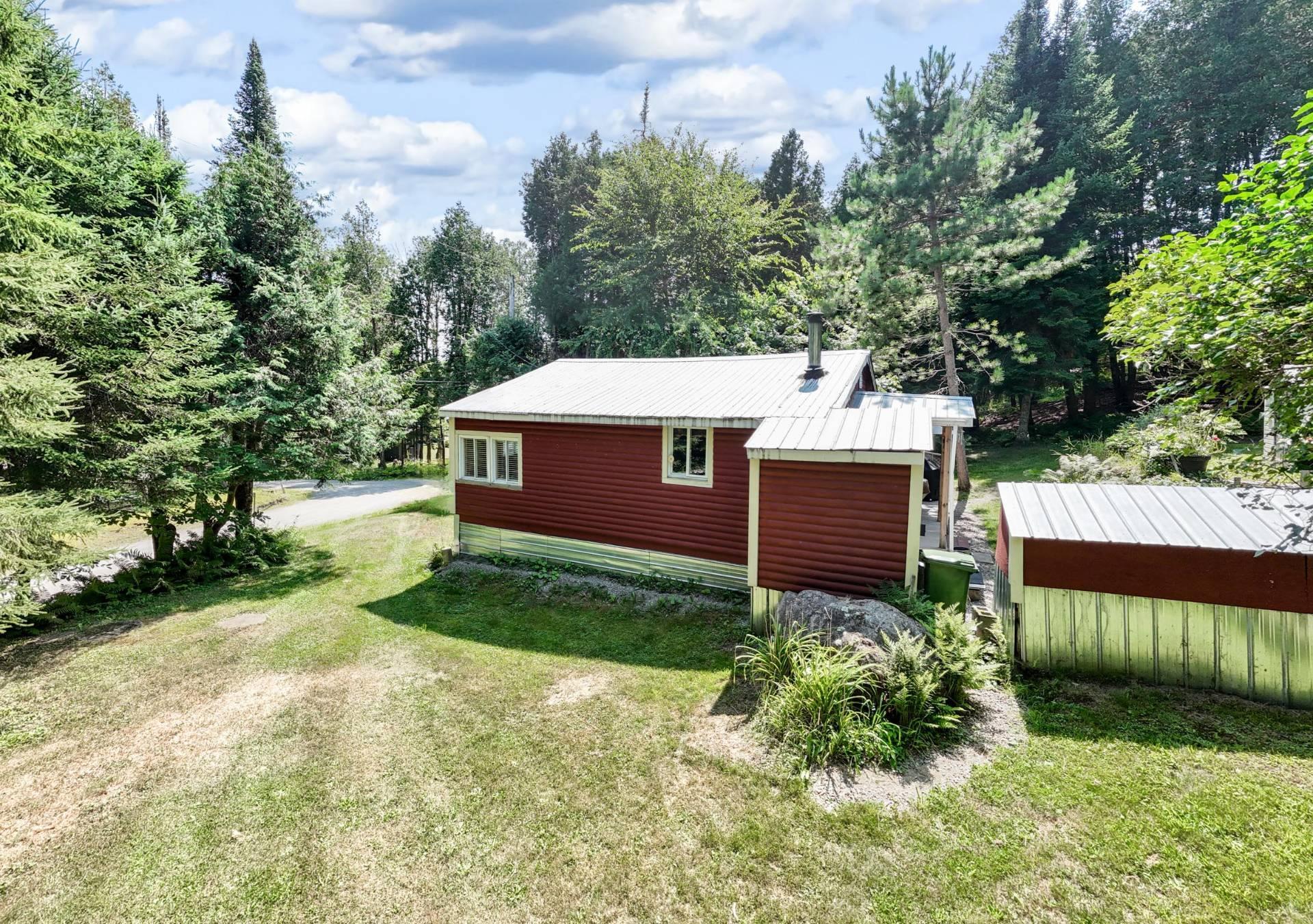 









28


Ch. Circle

,
Harrington,




QC
J8G2T3

