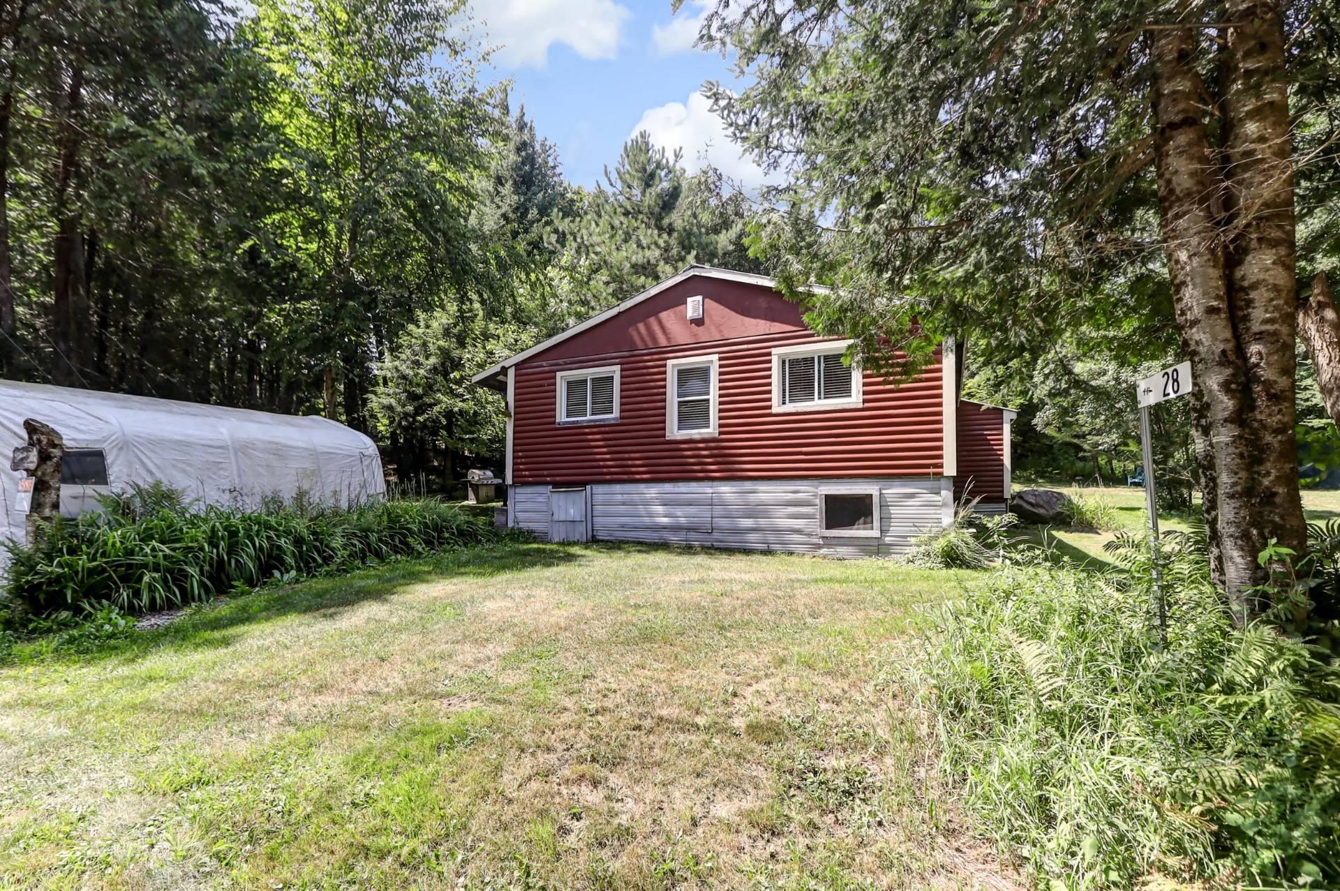 









28


Ch. Circle

,
Harrington,




QC
J8G2T3


